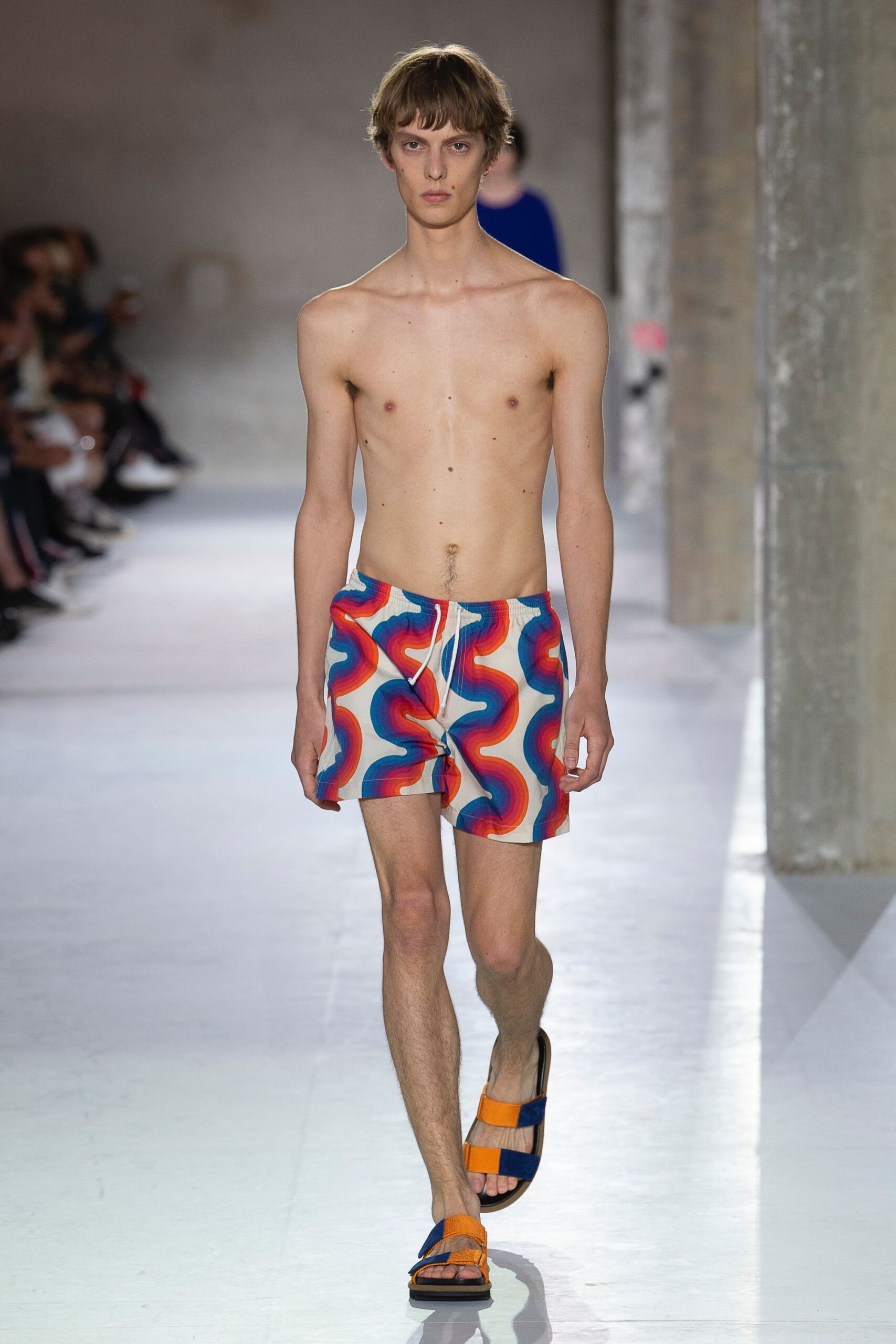 Dries Van Noten S/S 19 Menswear Look 1