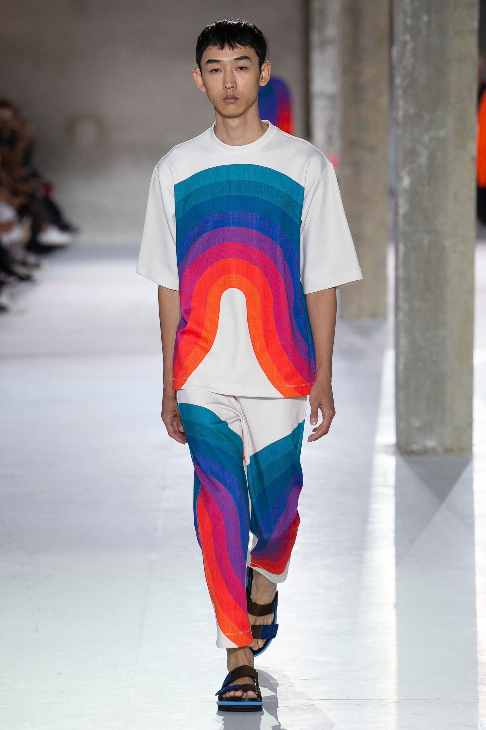 Dries Van Noten S/S 19 Menswear Look 3