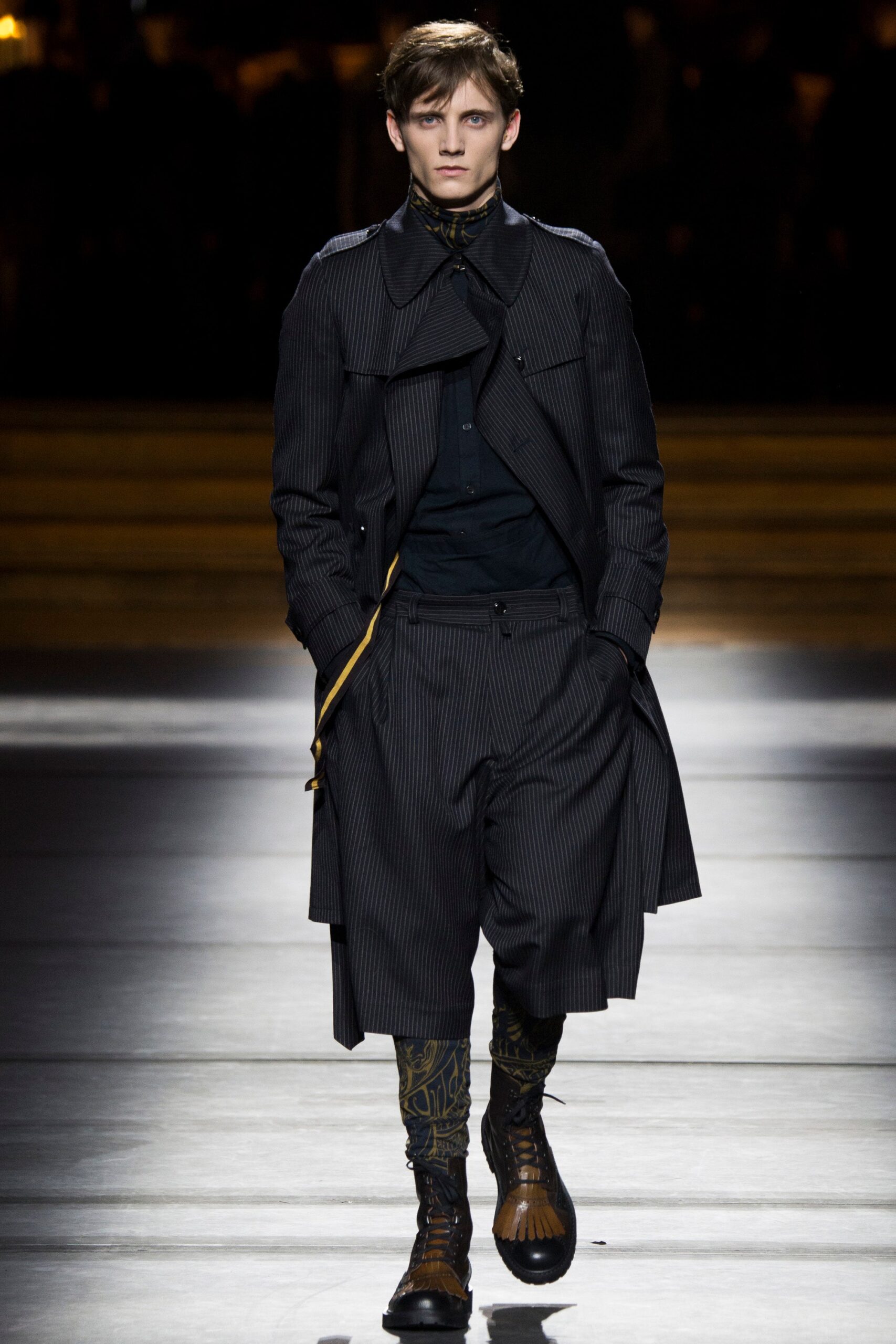 Dries Van Noten F/W 16 Menswear Look 3