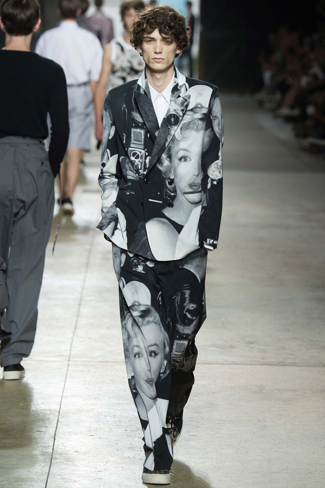 Dries Van Noten S/S 16 Menswear Look 5
