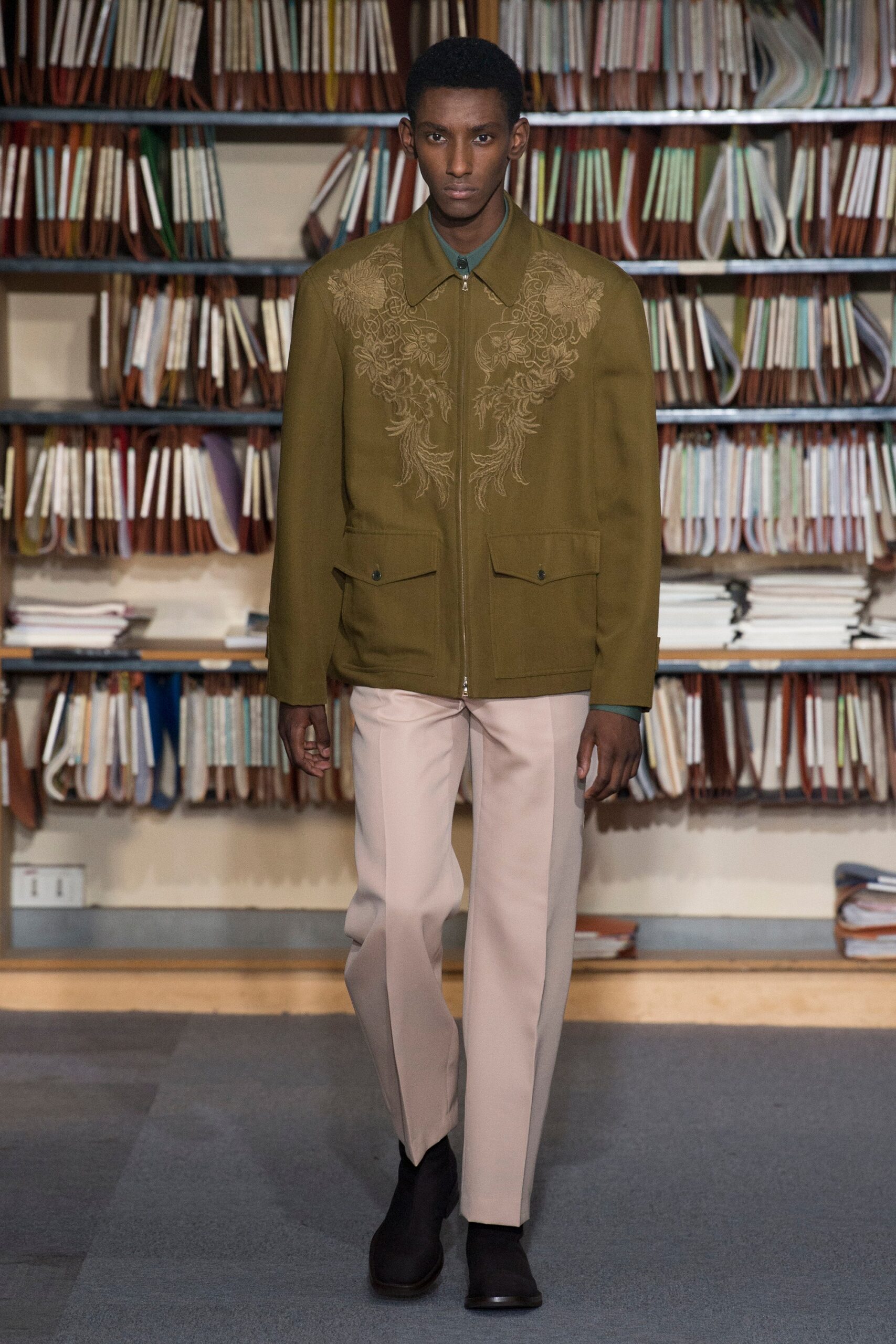 Dries Van Noten S/S 18 Menswear Look 8