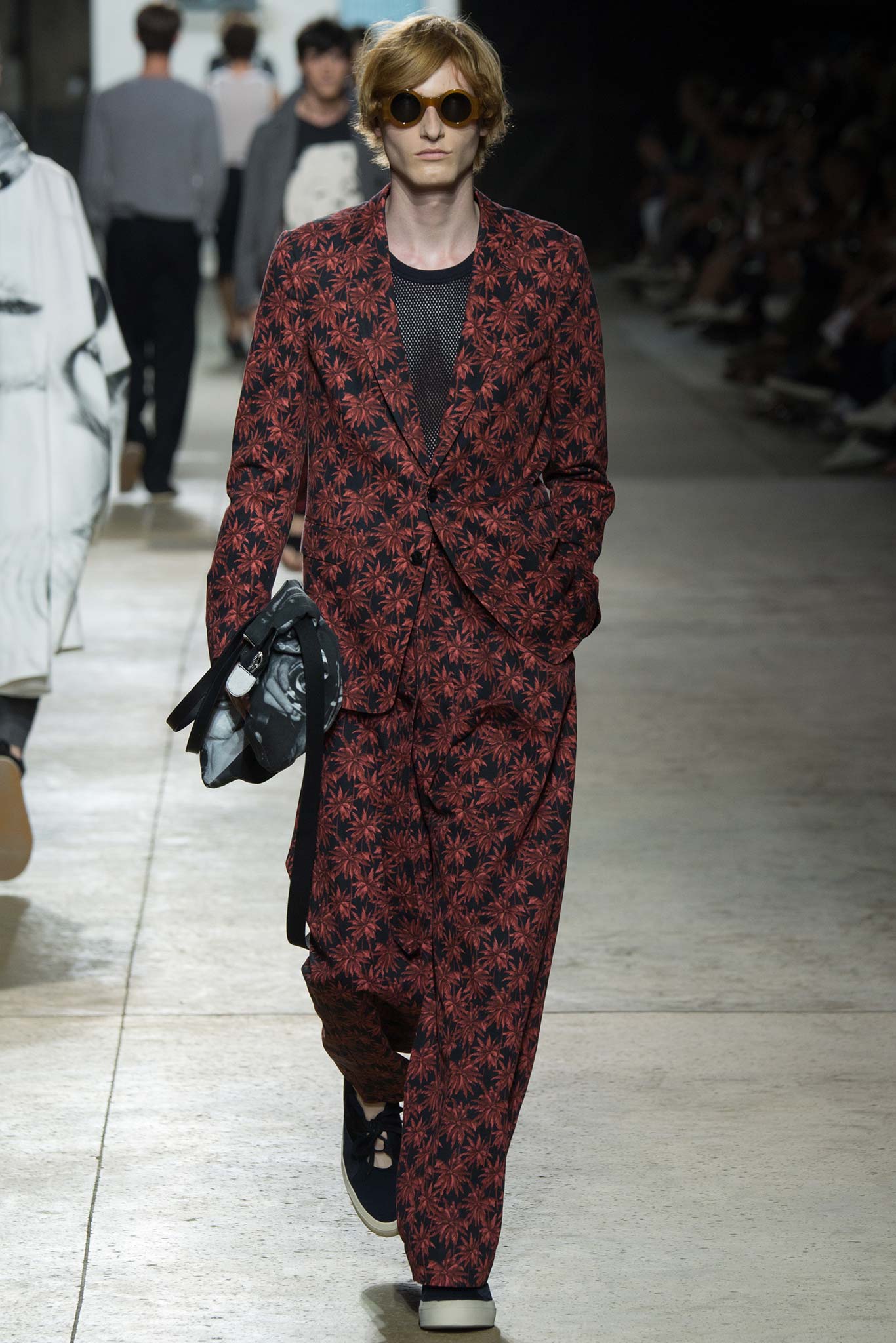 Dries Van Noten S/S 16 Menswear Look 9
