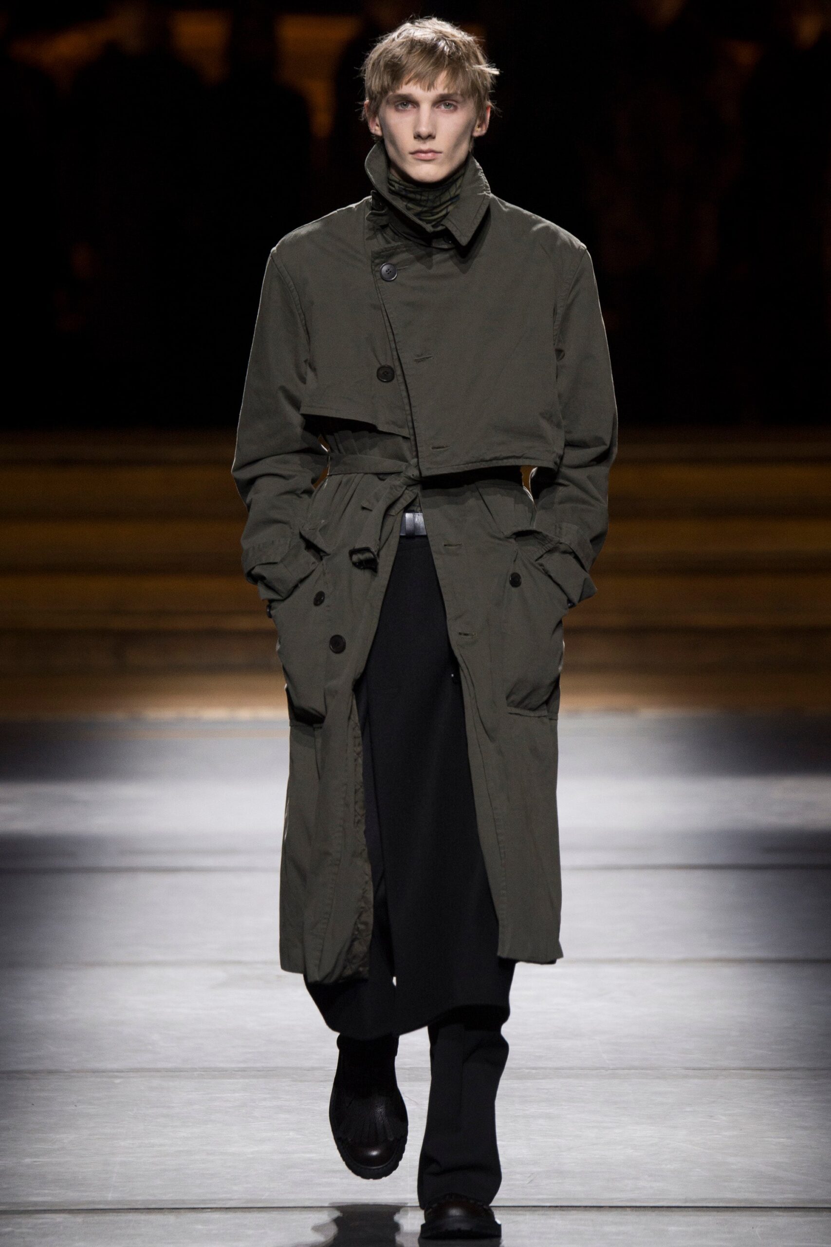 Dries Van Noten F/W 16 Menswear Look 9