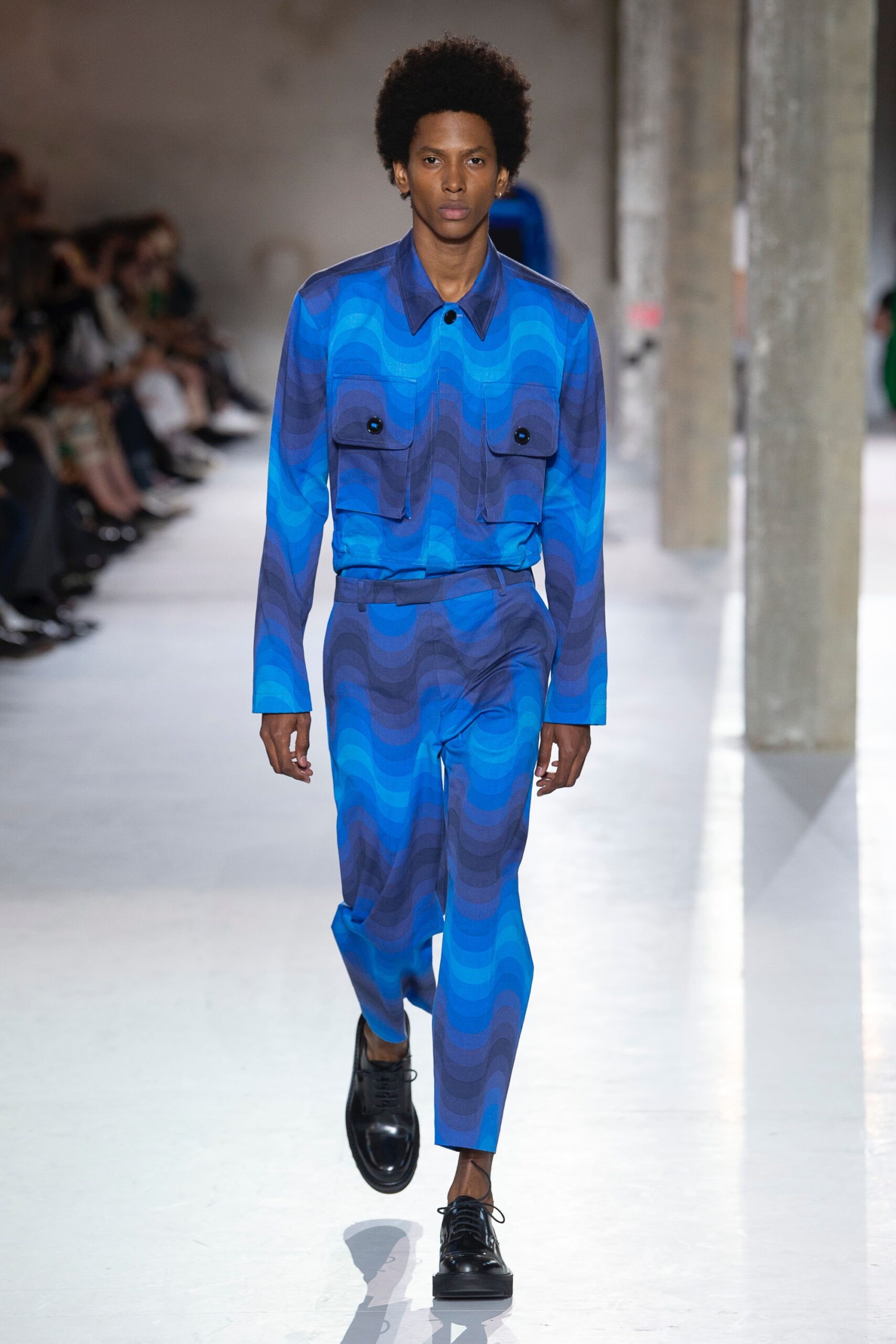Dries Van Noten S/S 19 Menswear Look 17
