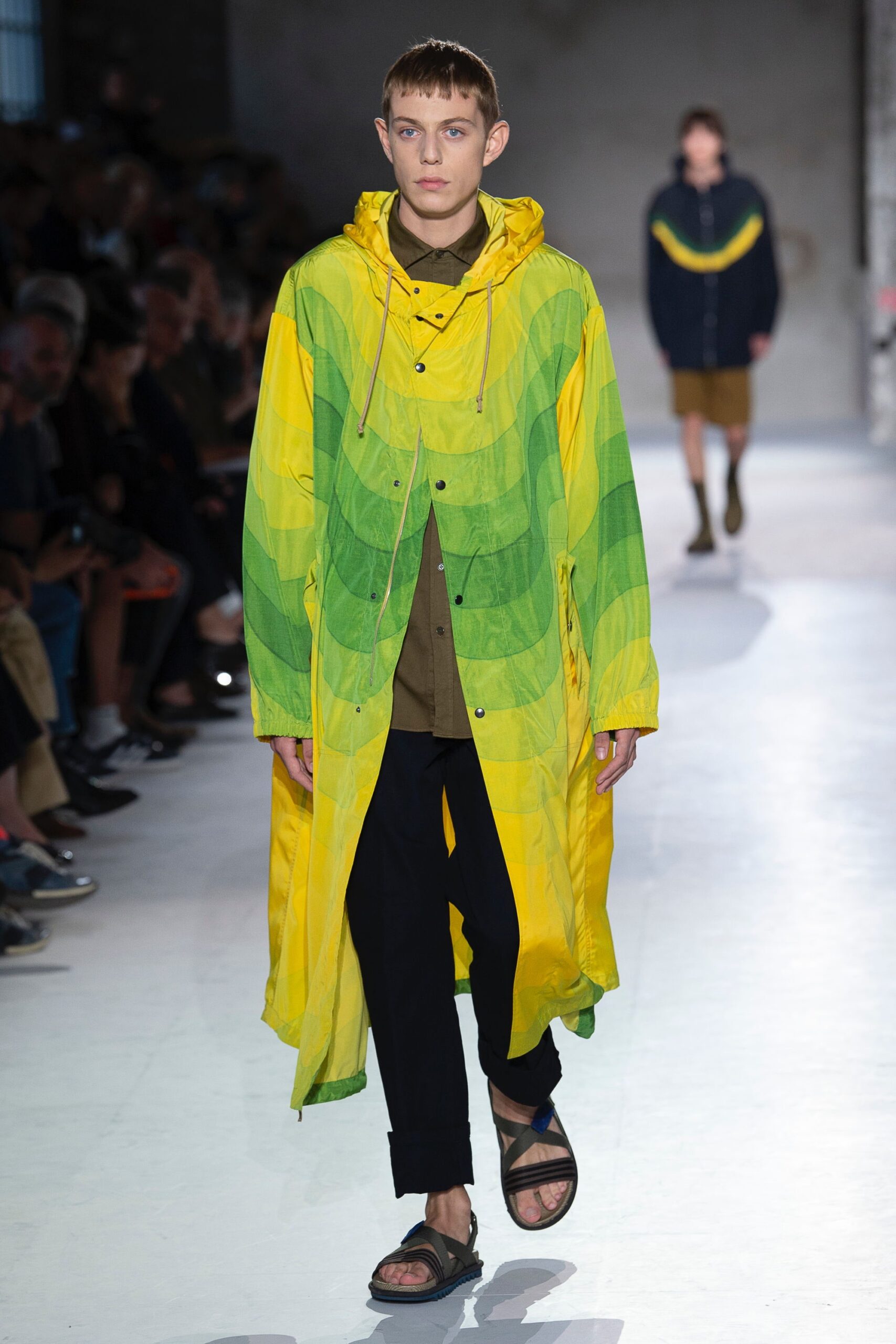 Dries Van Noten S/S 19 Menswear Look 26