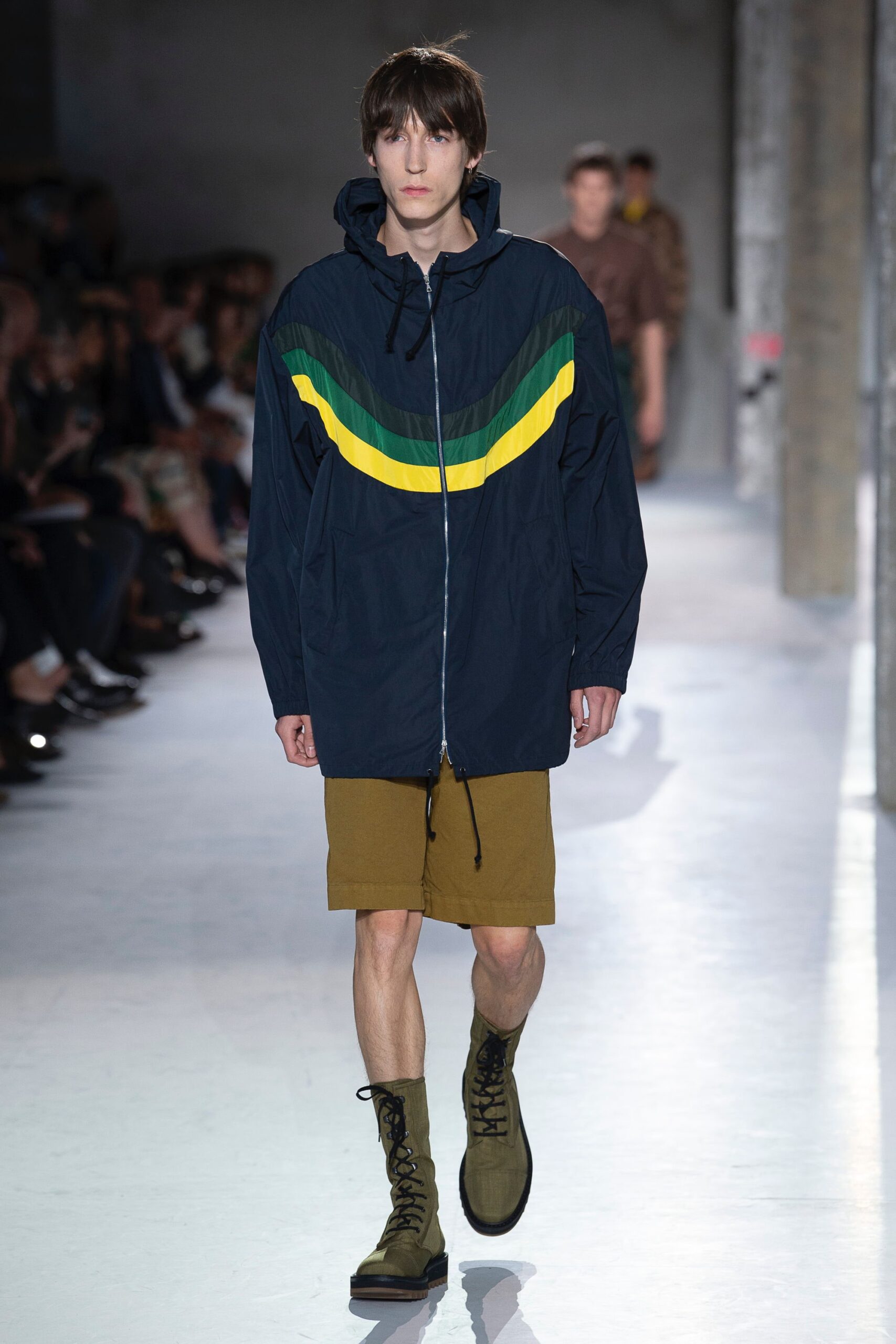 Dries Van Noten S/S 19 Menswear Look 27