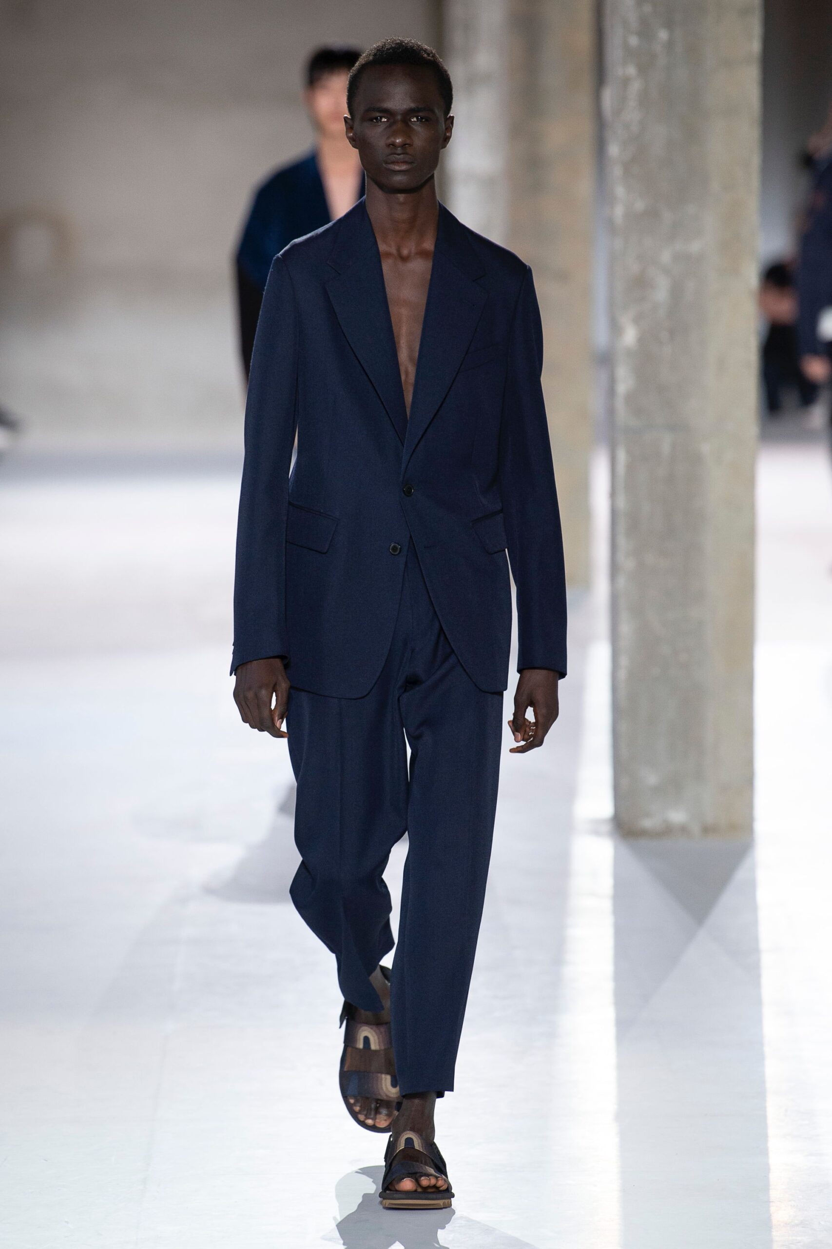Dries Van Noten S/S 19 Menswear Look 32