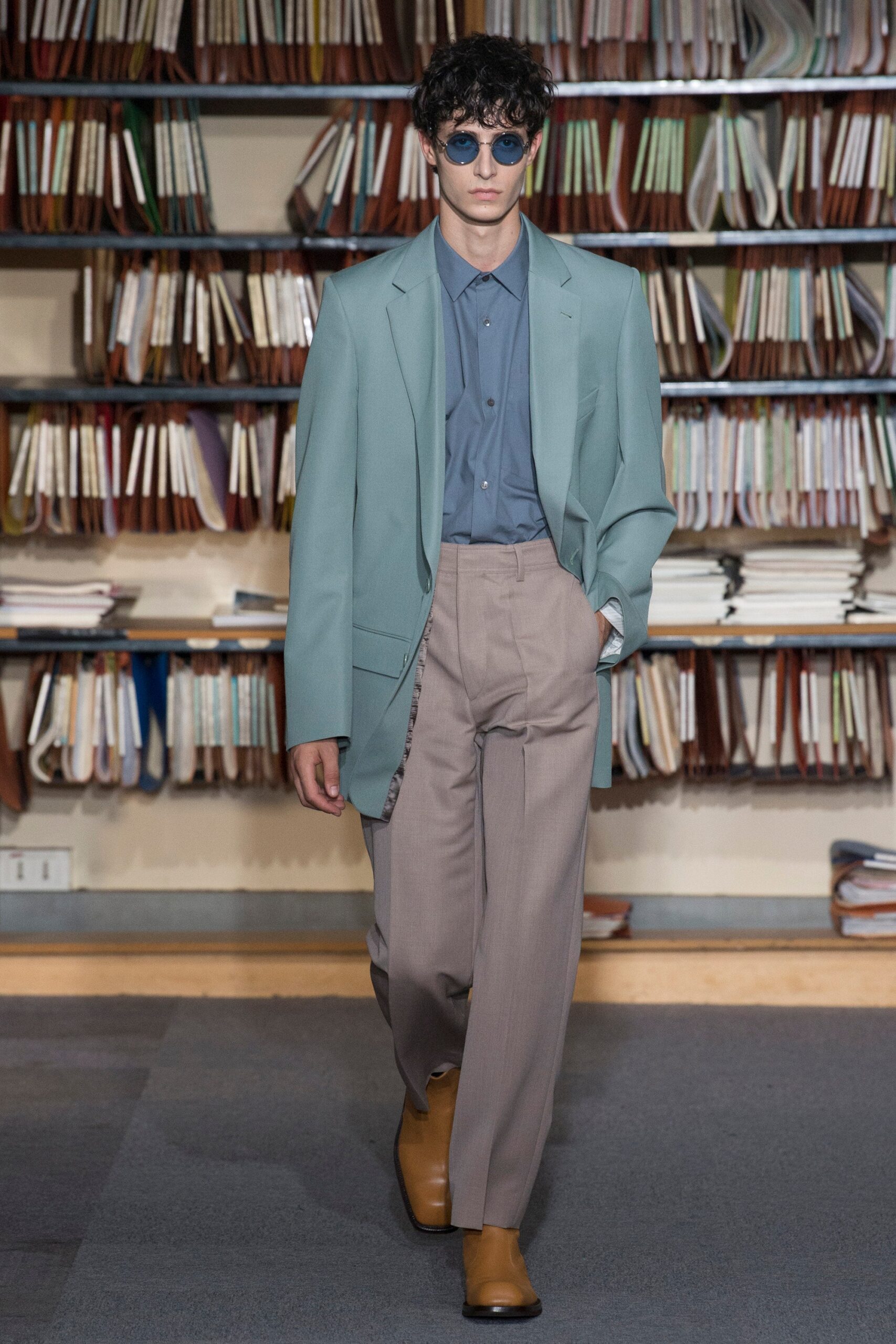 Dries Van Noten S/S 18 Menswear Look 23
