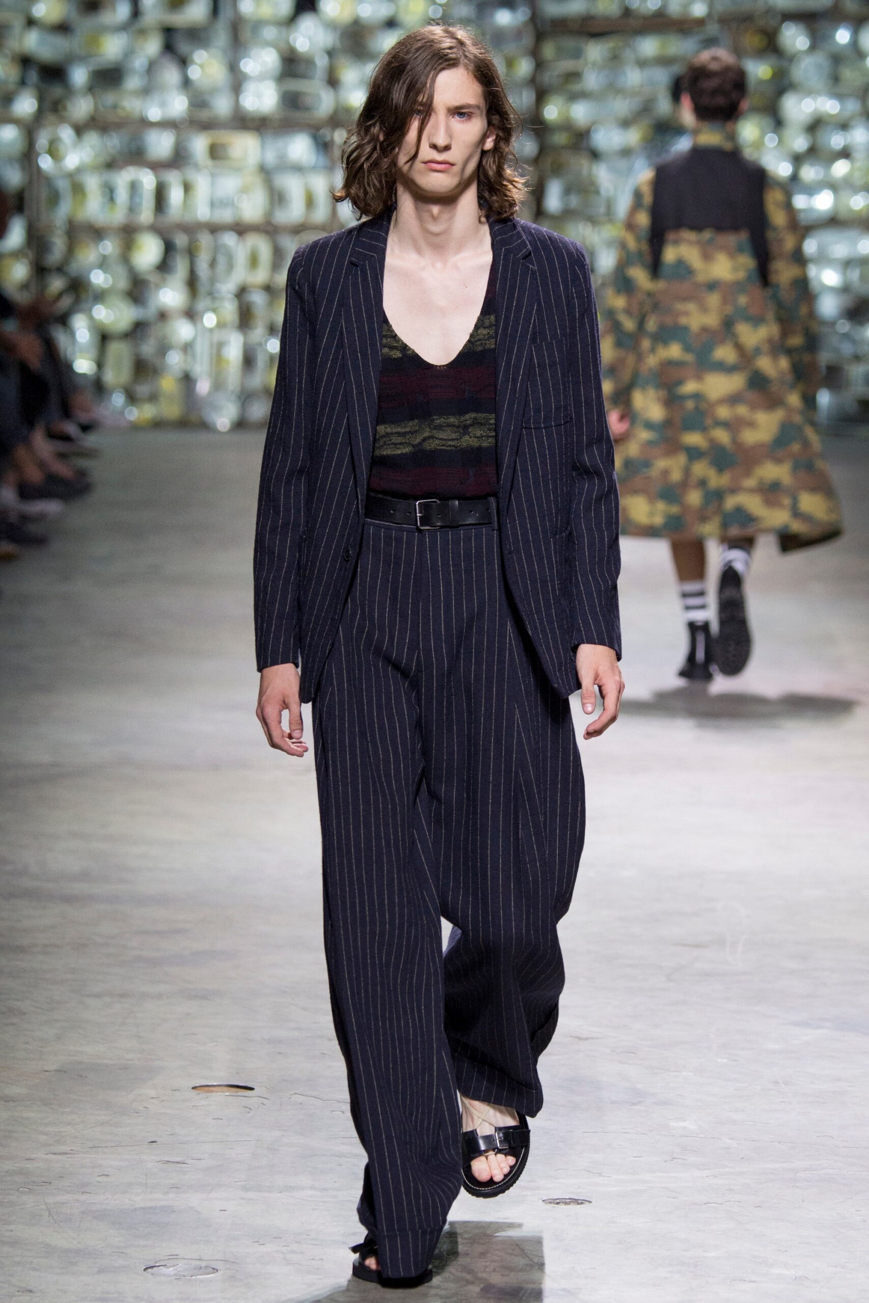 Dries Van Noten S/S 17 Menswear Look 21