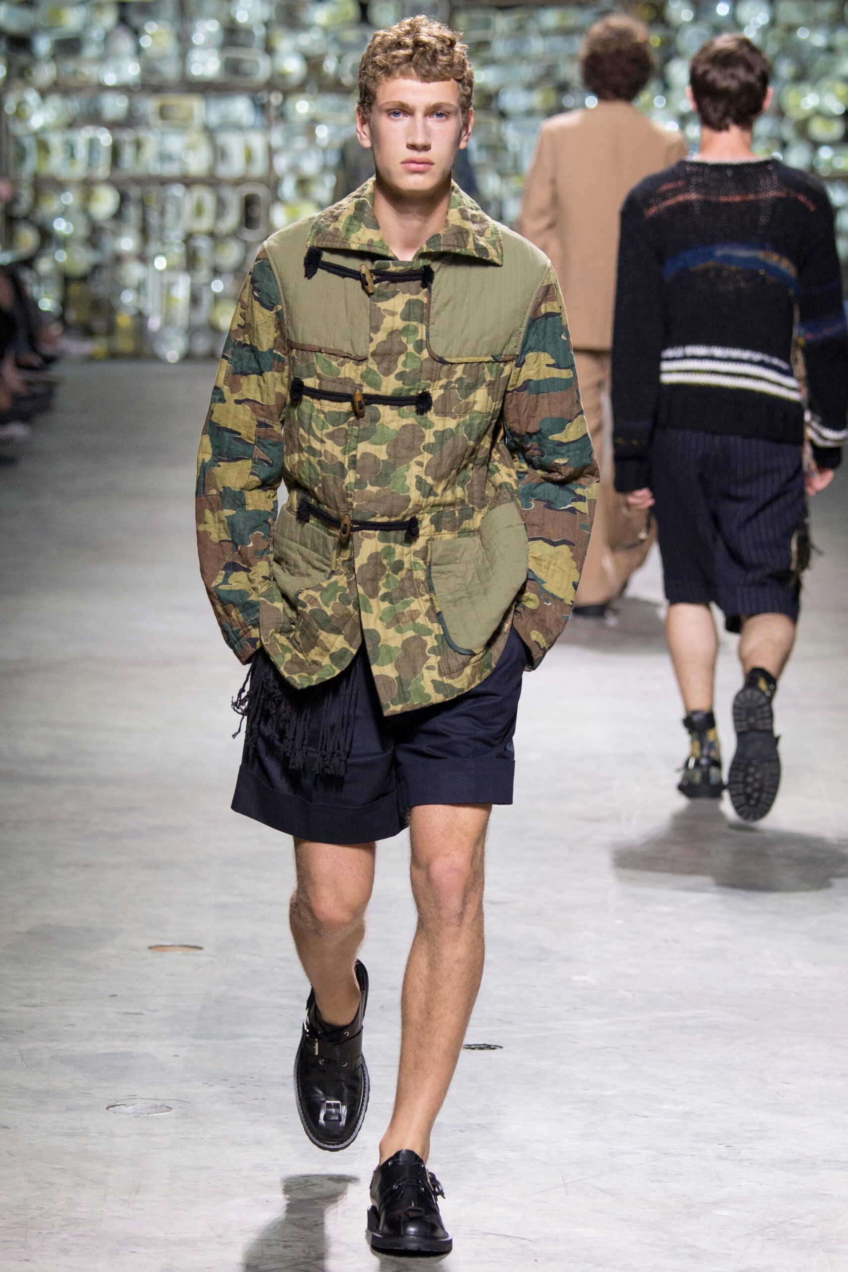 Dries Van Noten S/S 17 Menswear Look 25