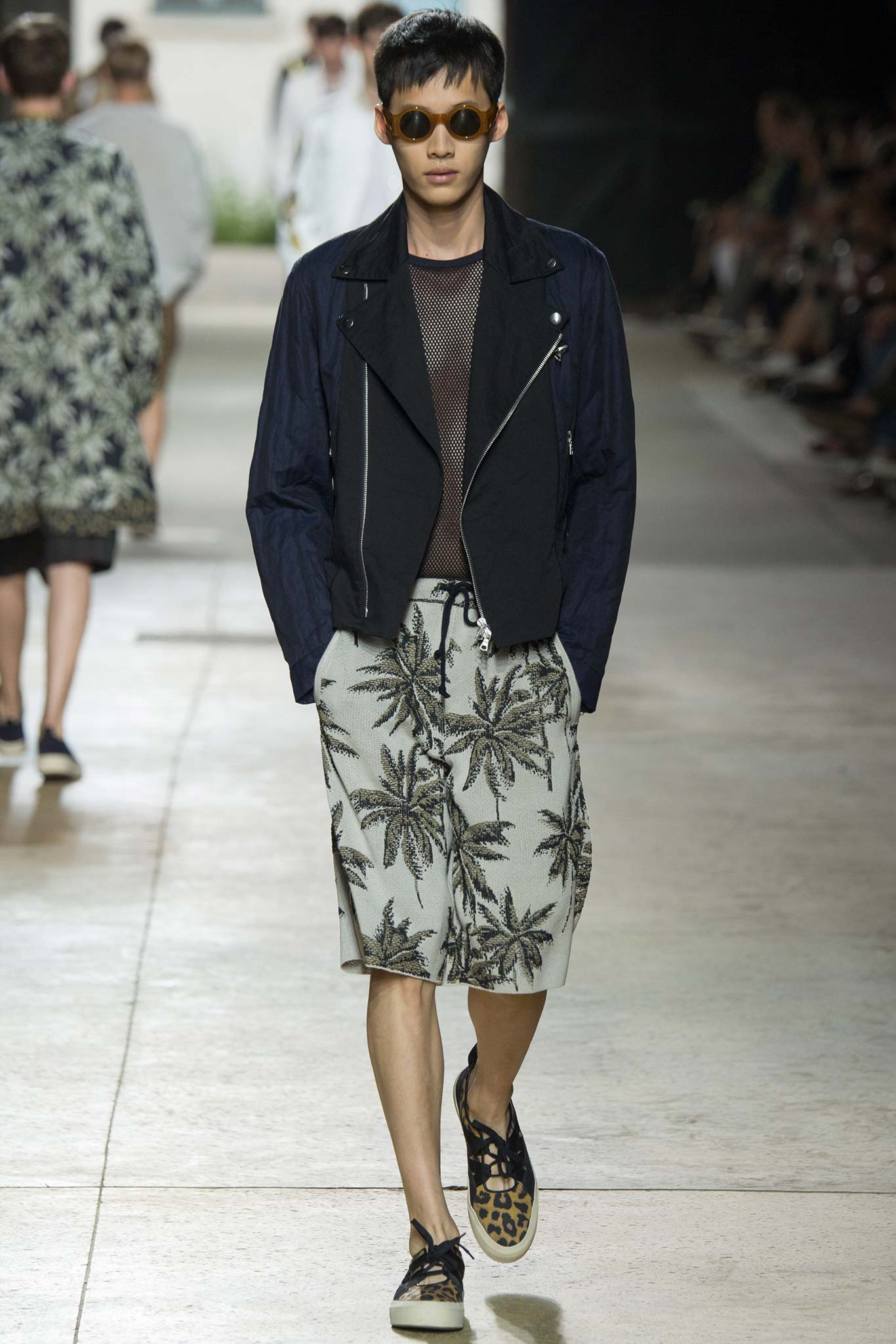 Dries Van Noten S/S 16 Menswear Look 21
