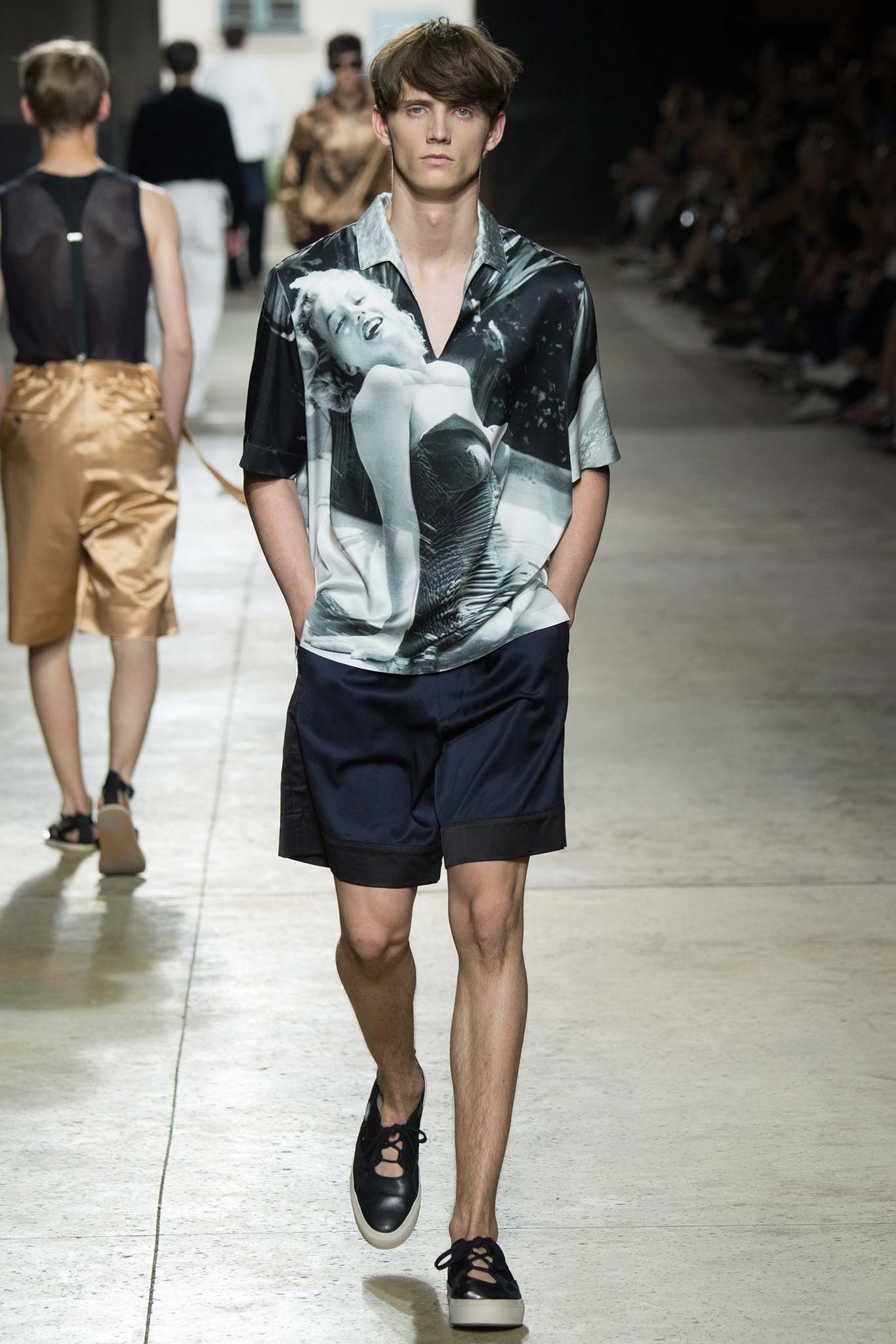 Dries Van Noten S/S 16 Menswear Look 24