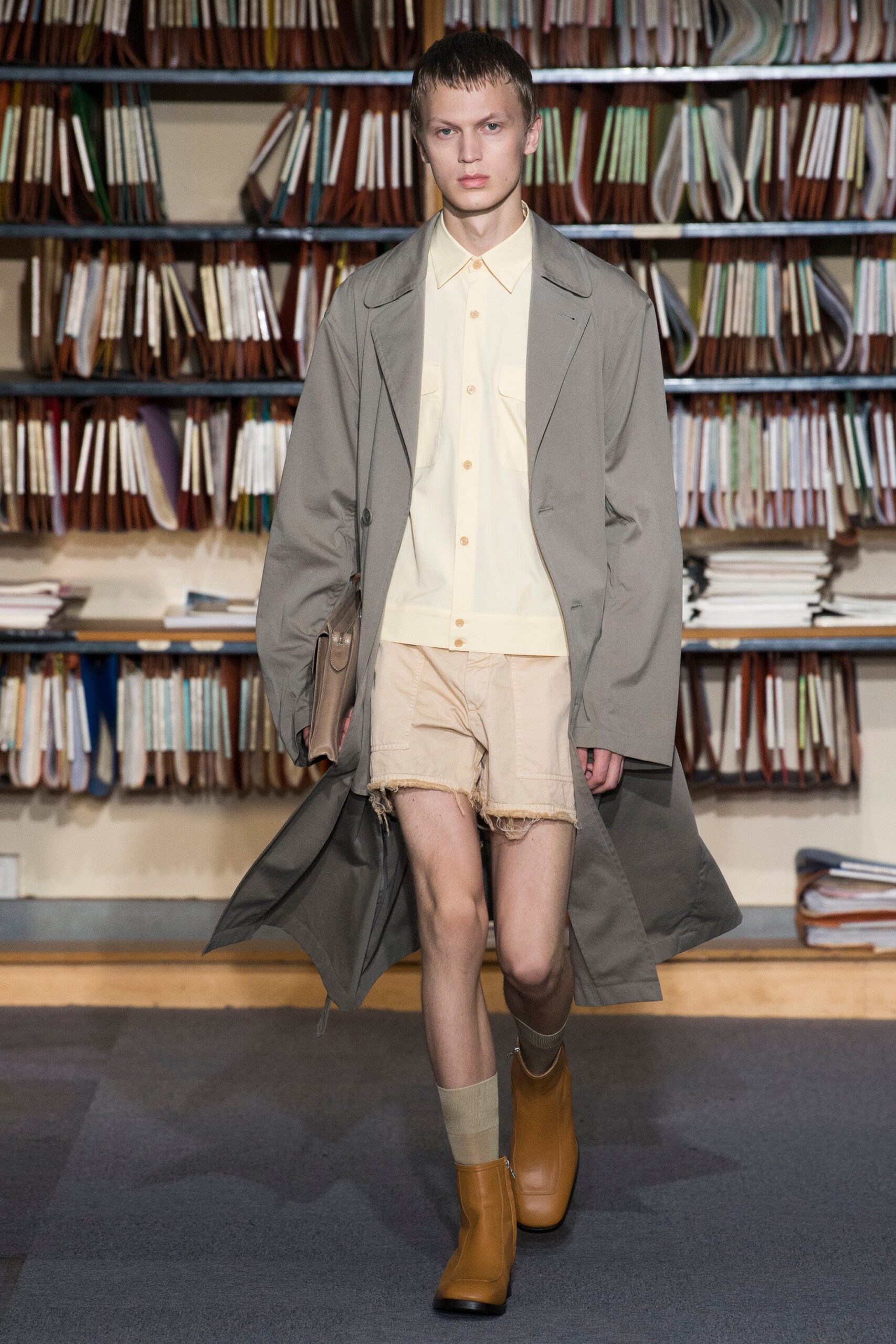Dries Van Noten S/S 18 Menswear Look 32
