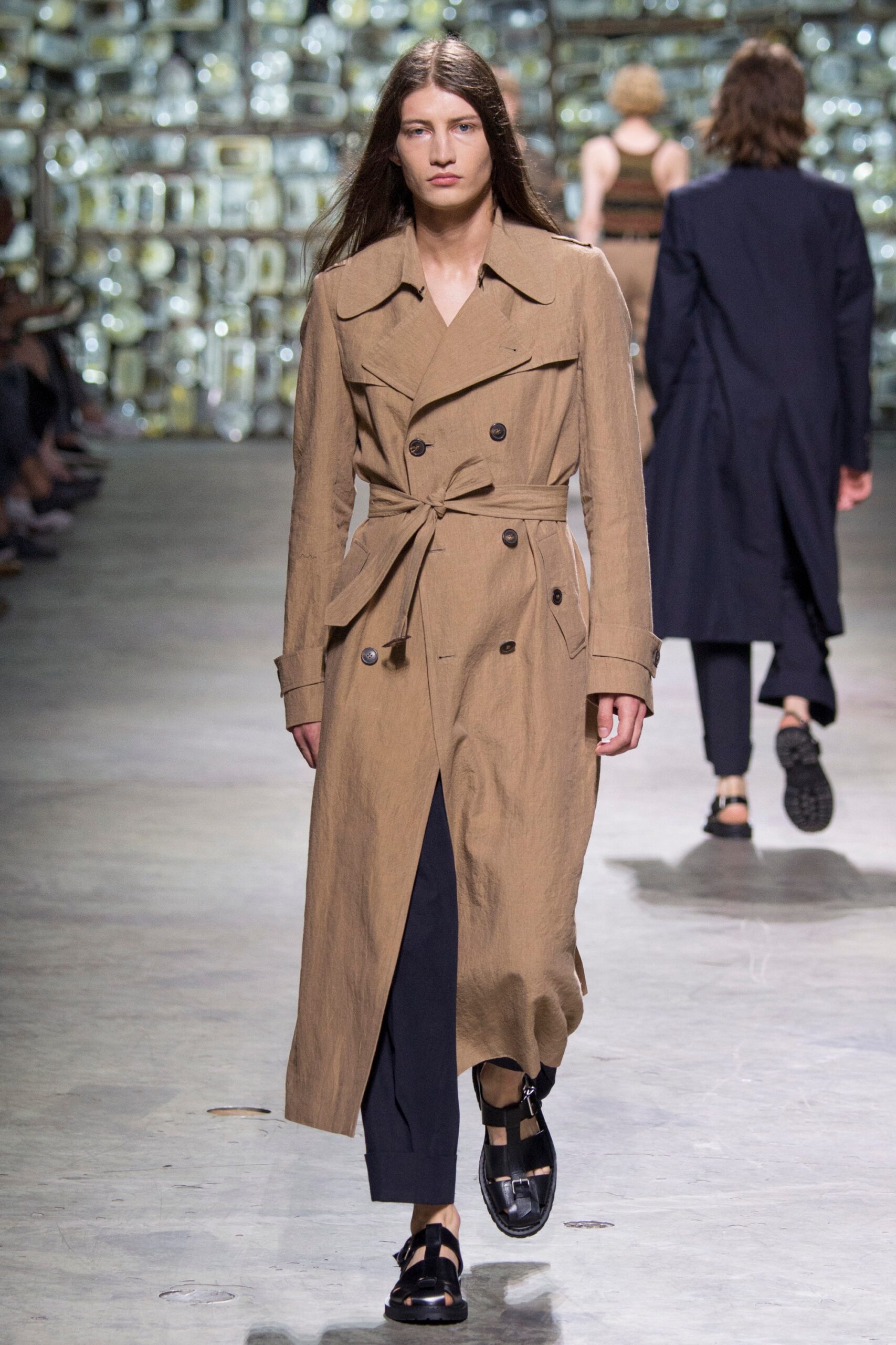Dries Van Noten S/S 17 Menswear Look 30