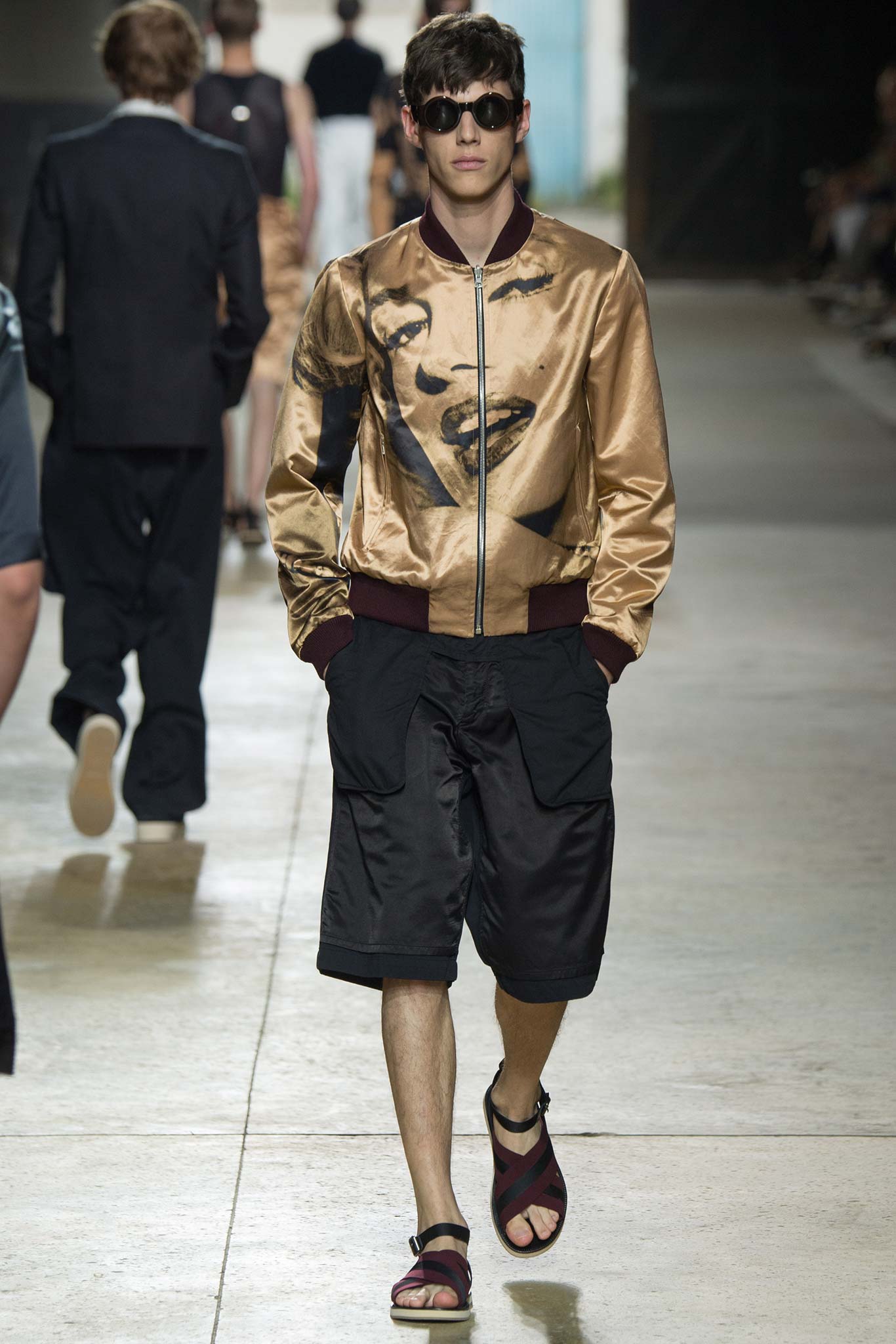 Dries Van Noten S/S 16 Menswear Look 25