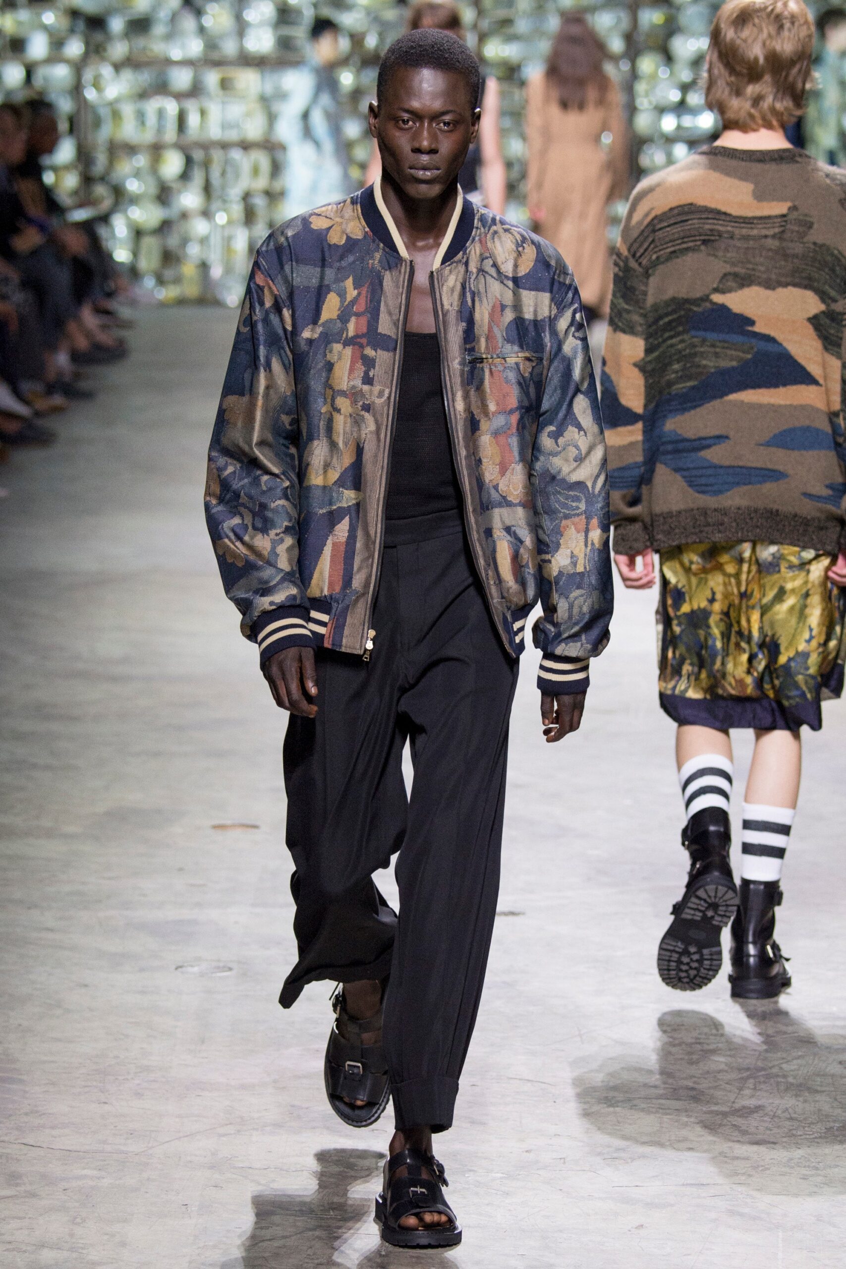 Dries Van Noten S/S 17 Menswear Look 32
