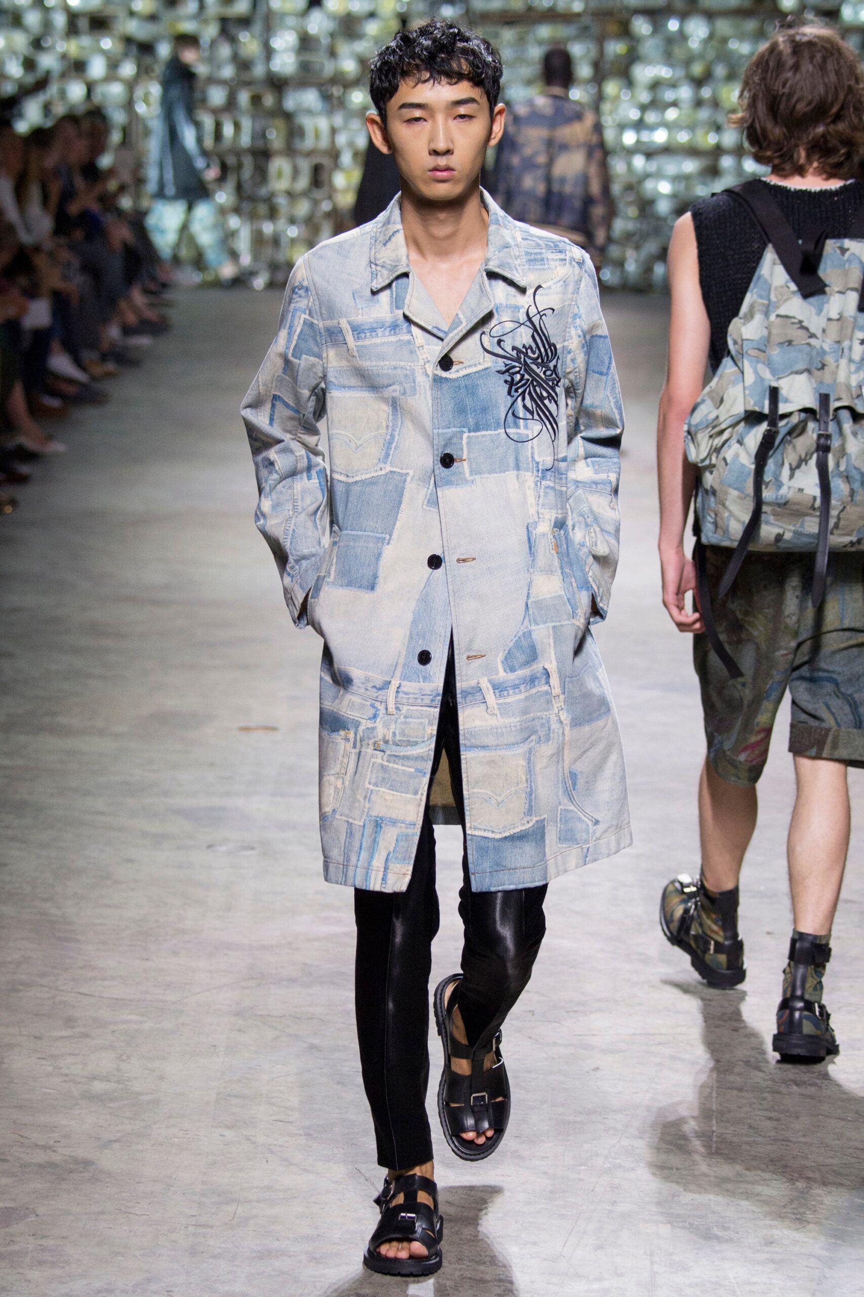 Dries Van Noten S/S 17 Menswear Look 33