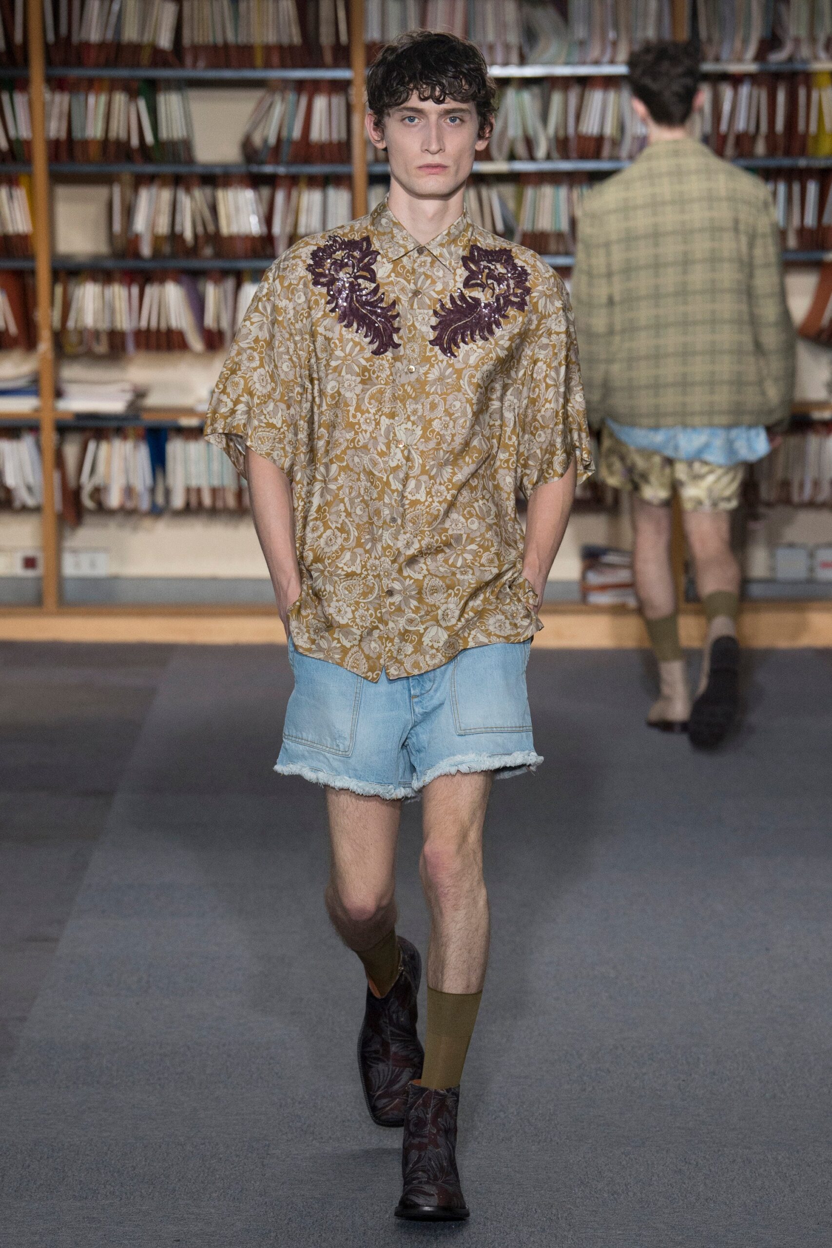 Dries Van Noten S/S 18 Menswear Look 37