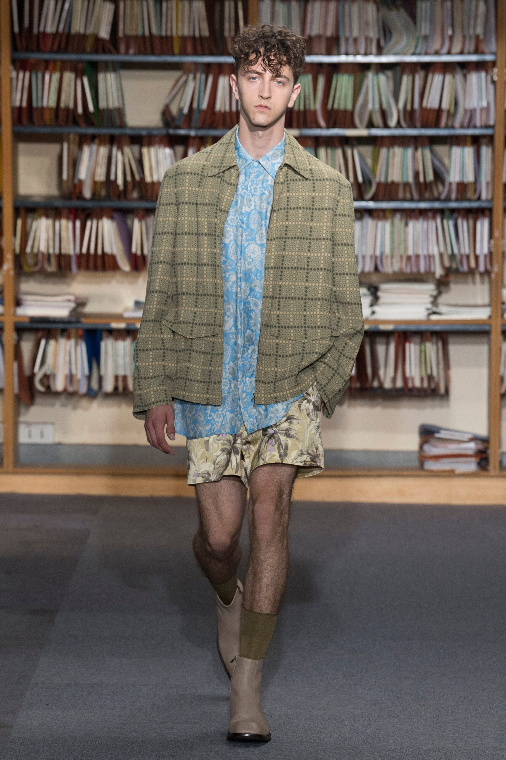 Dries Van Noten S/S 18 Menswear Look 38