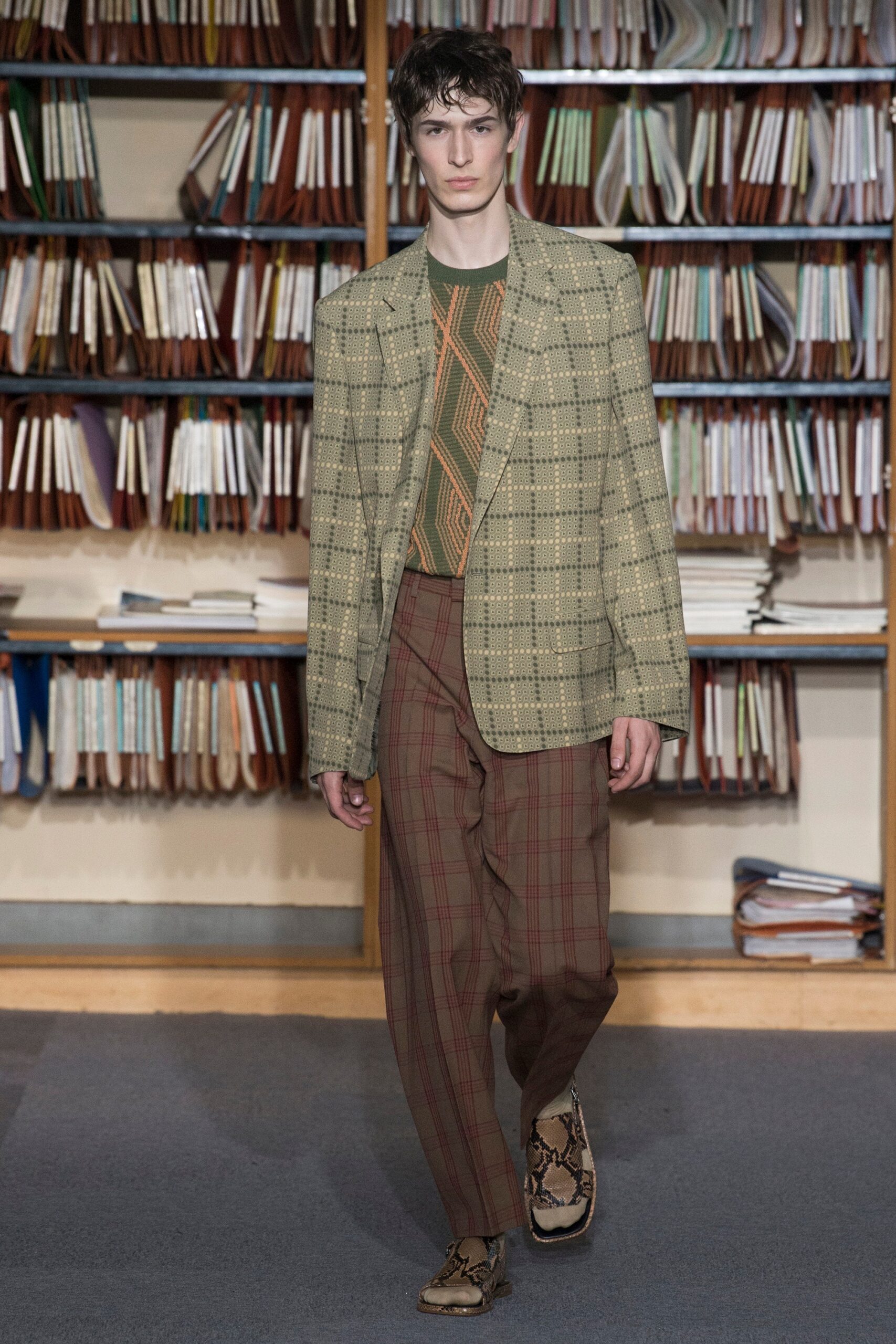 Dries Van Noten S/S 18 Menswear Look 42
