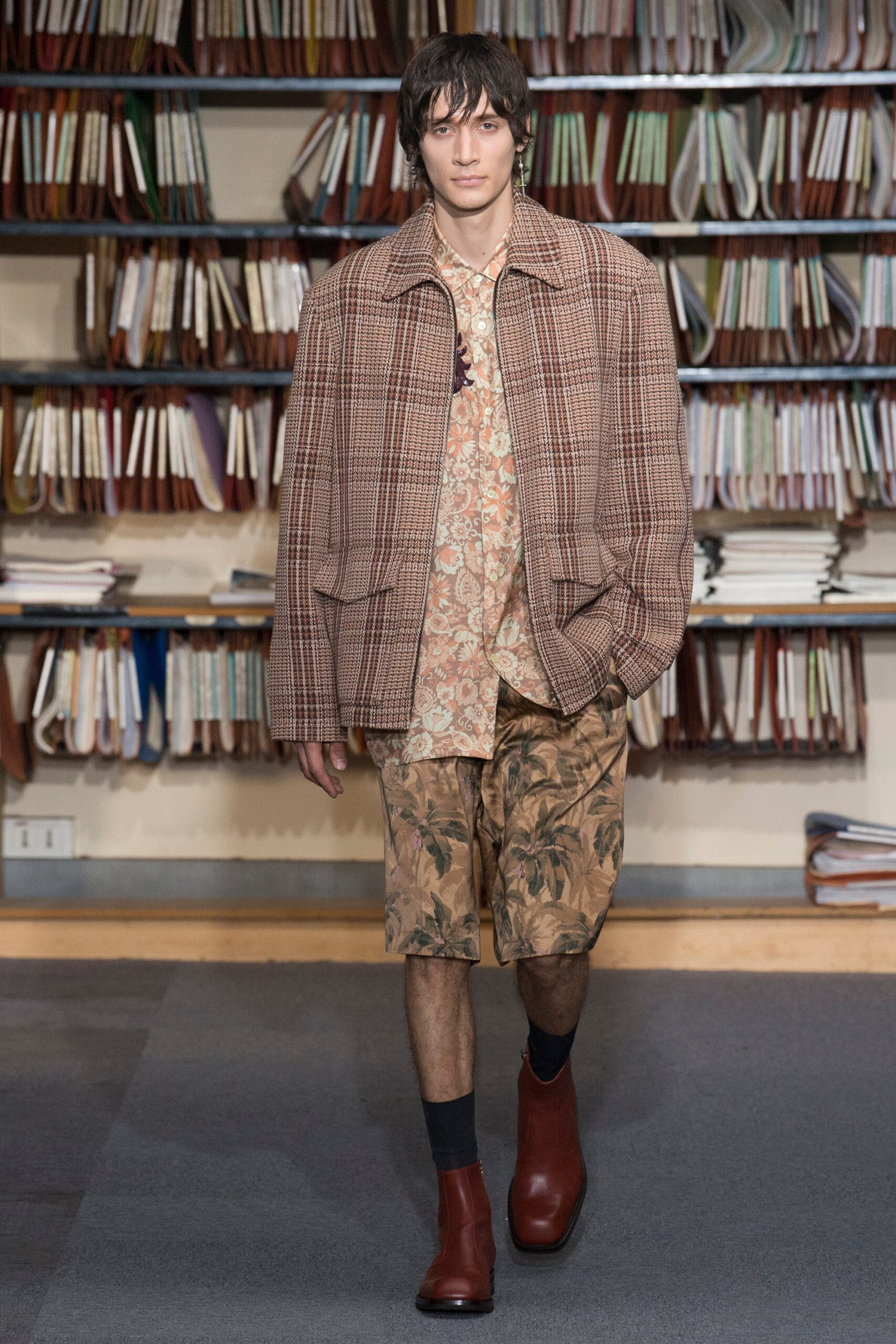 Dries Van Noten S/S 18 Menswear Look 43