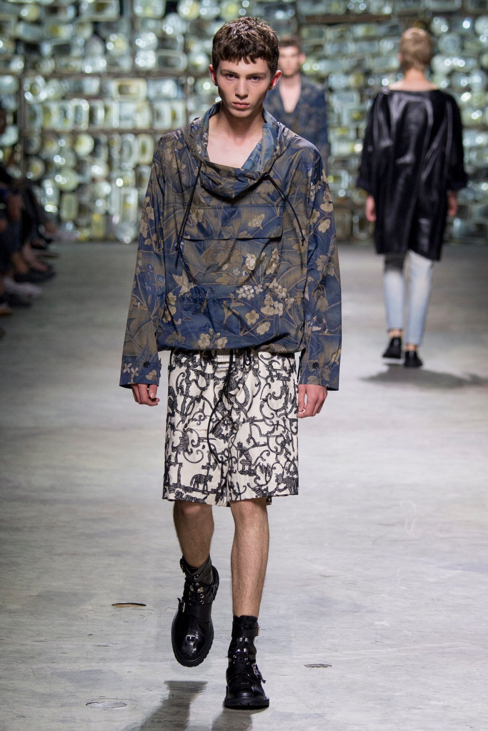 Dries Van Noten S/S 17 Menswear Look 38