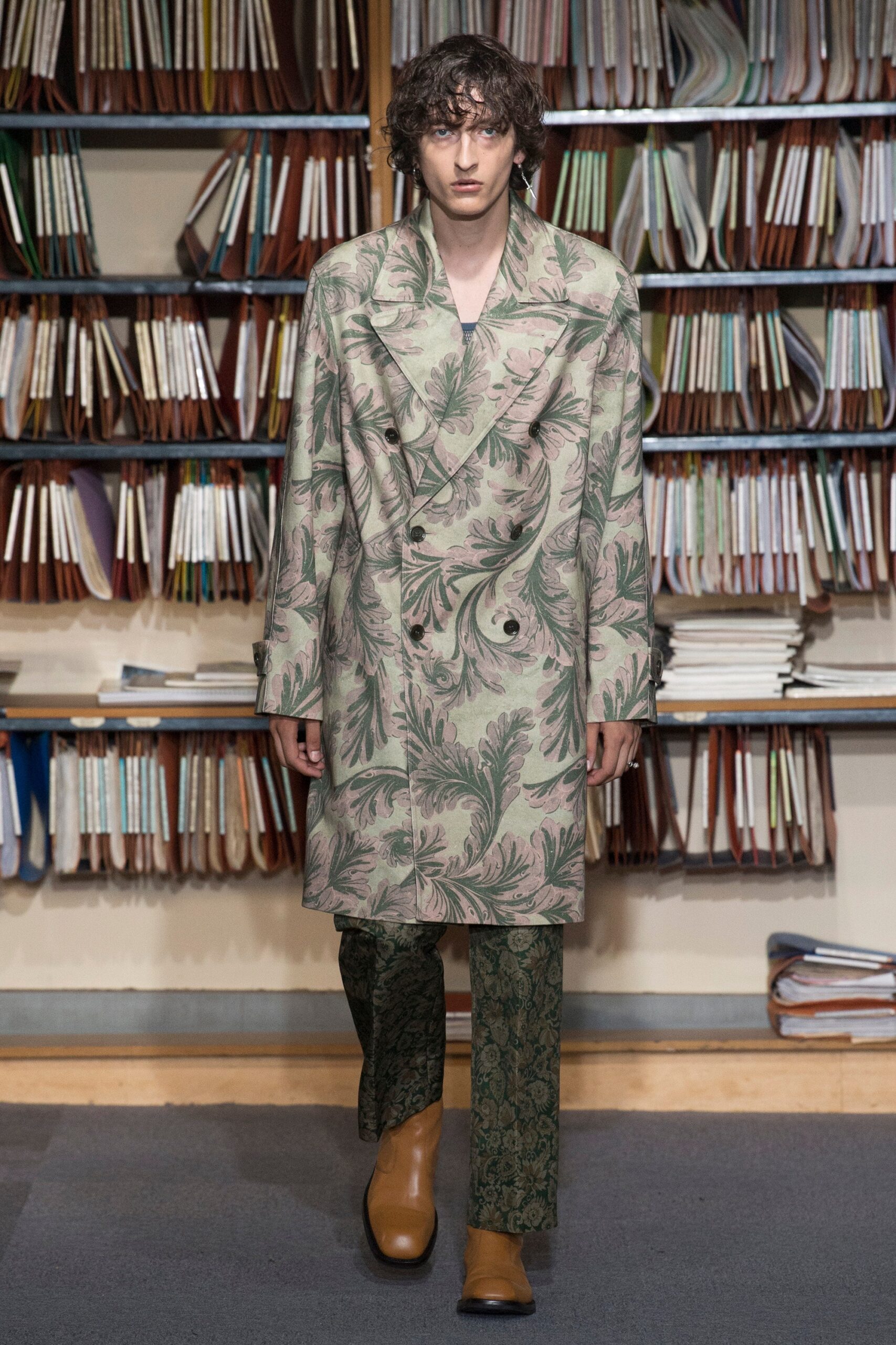 Dries Van Noten S/S 18 Menswear Look 46