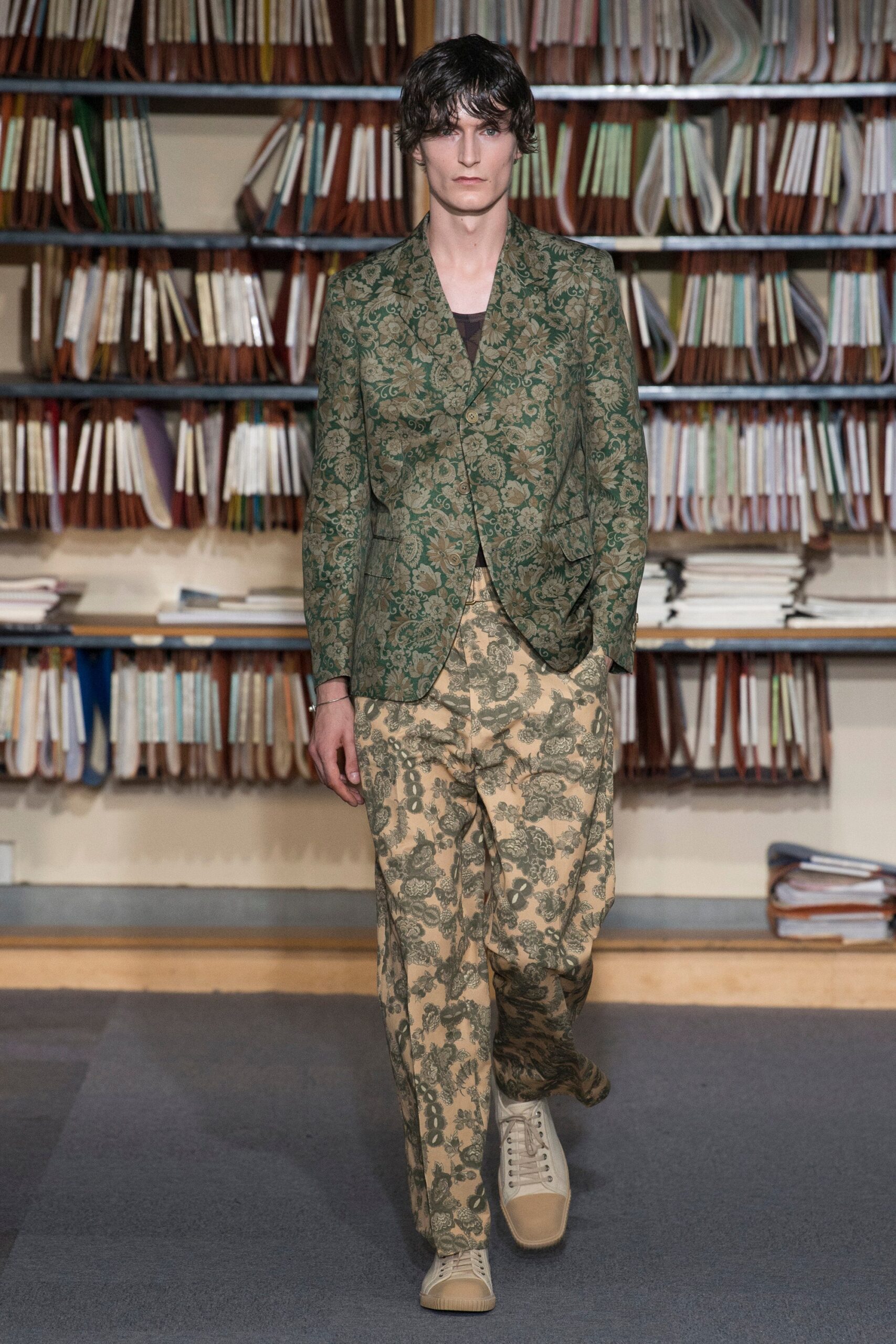 Dries Van Noten S/S 18 Menswear Look 48