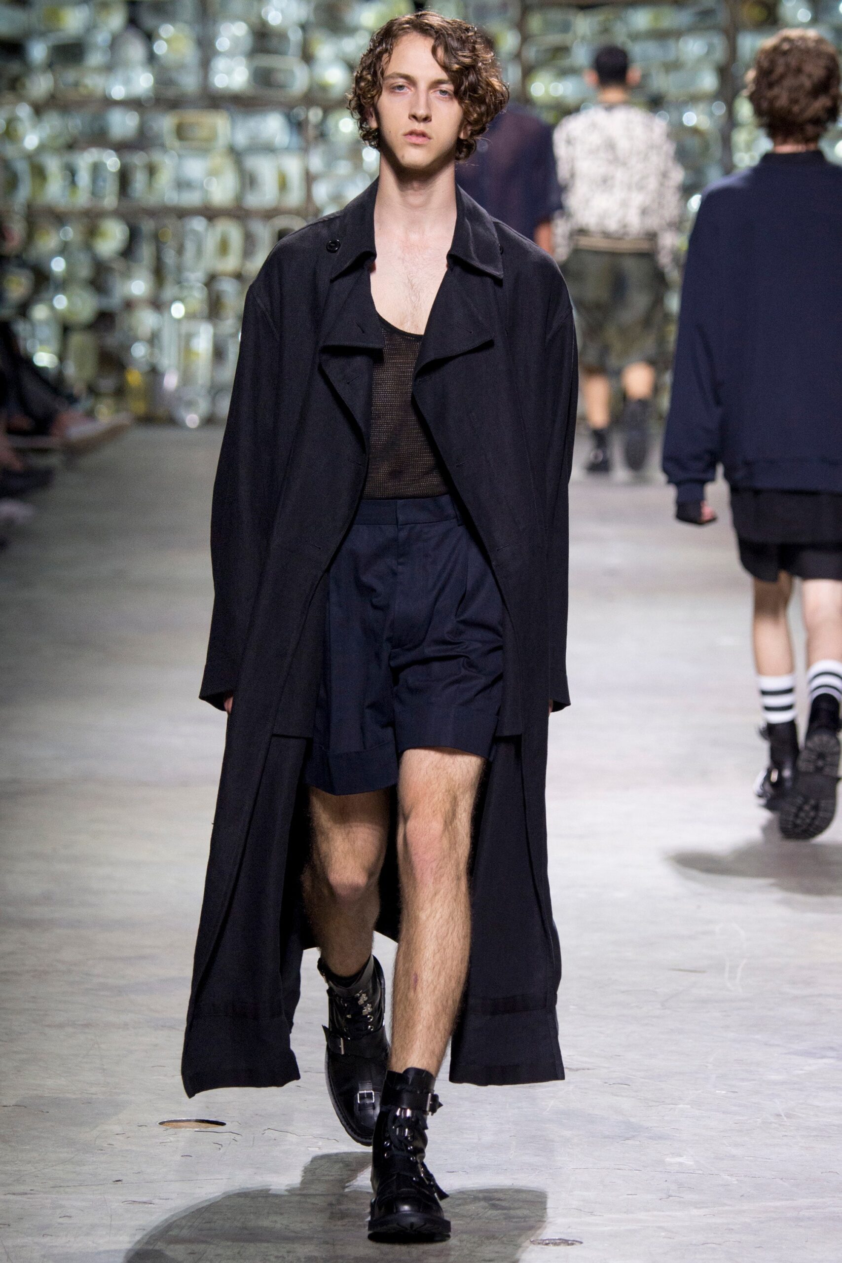 Dries Van Noten S/S 17 Menswear Look 49