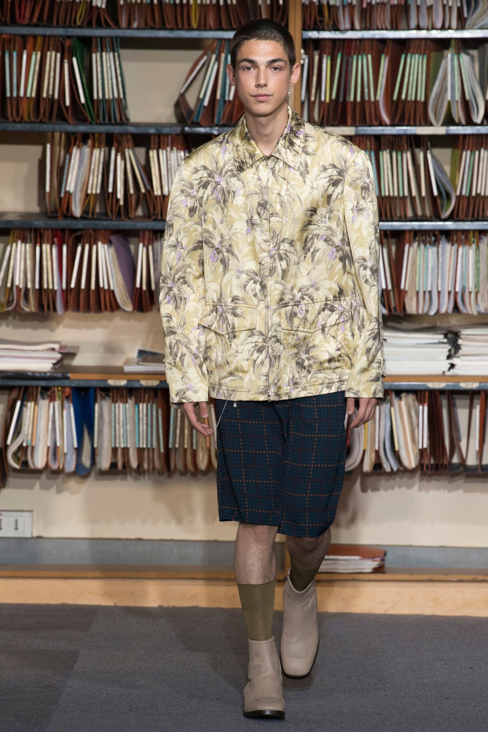 Dries Van Noten S/S 18 Menswear Look 58