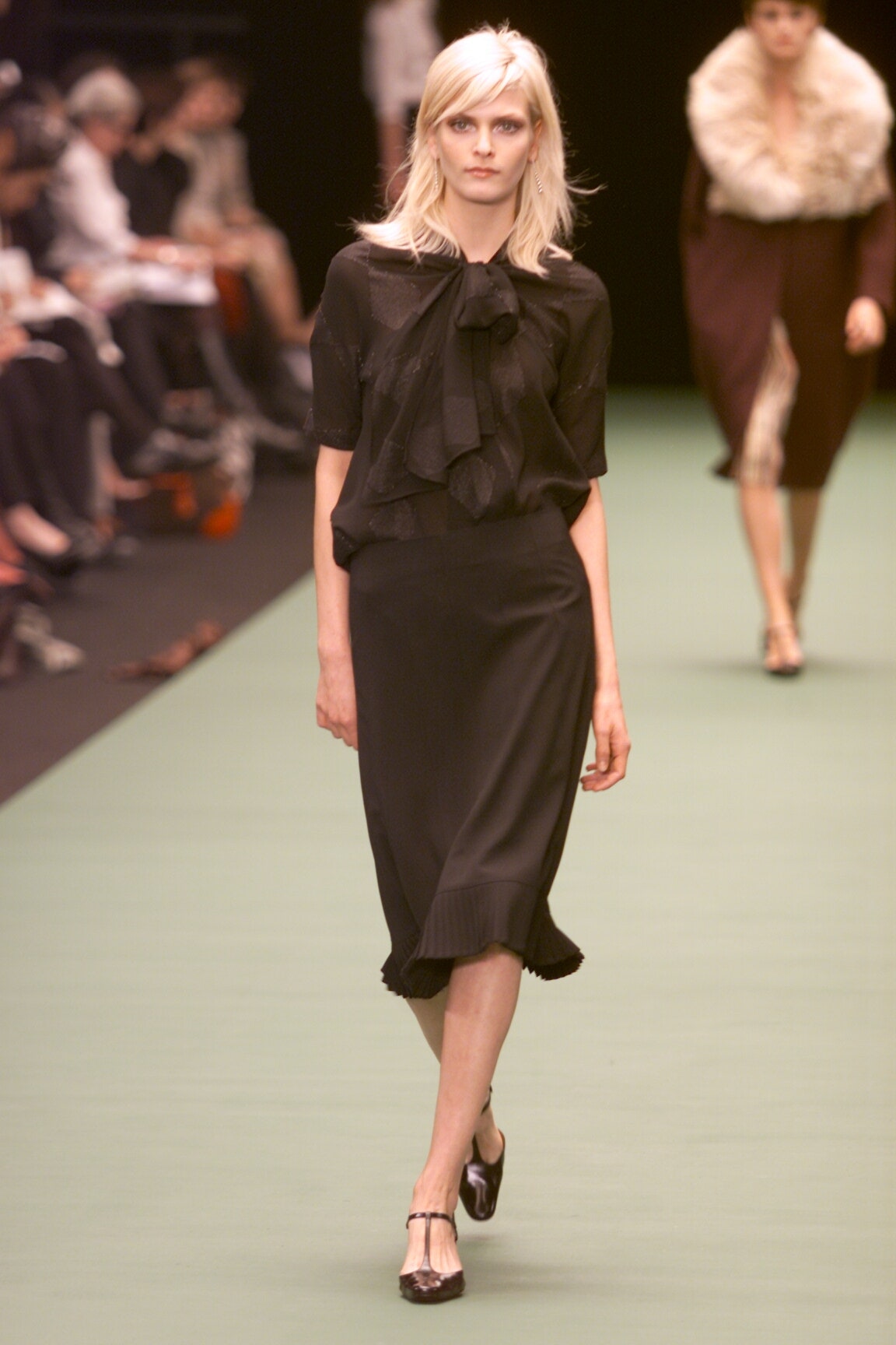 Dries Van Noten F/W 00 Look 8