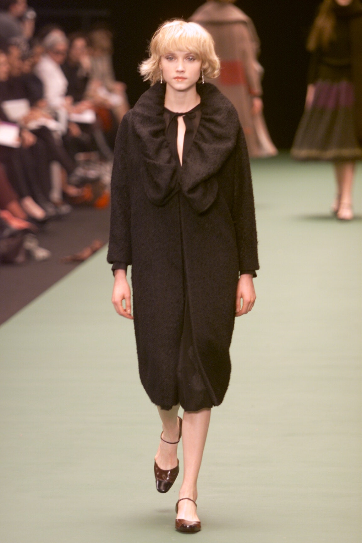Dries Van Noten F/W 00 Look 22