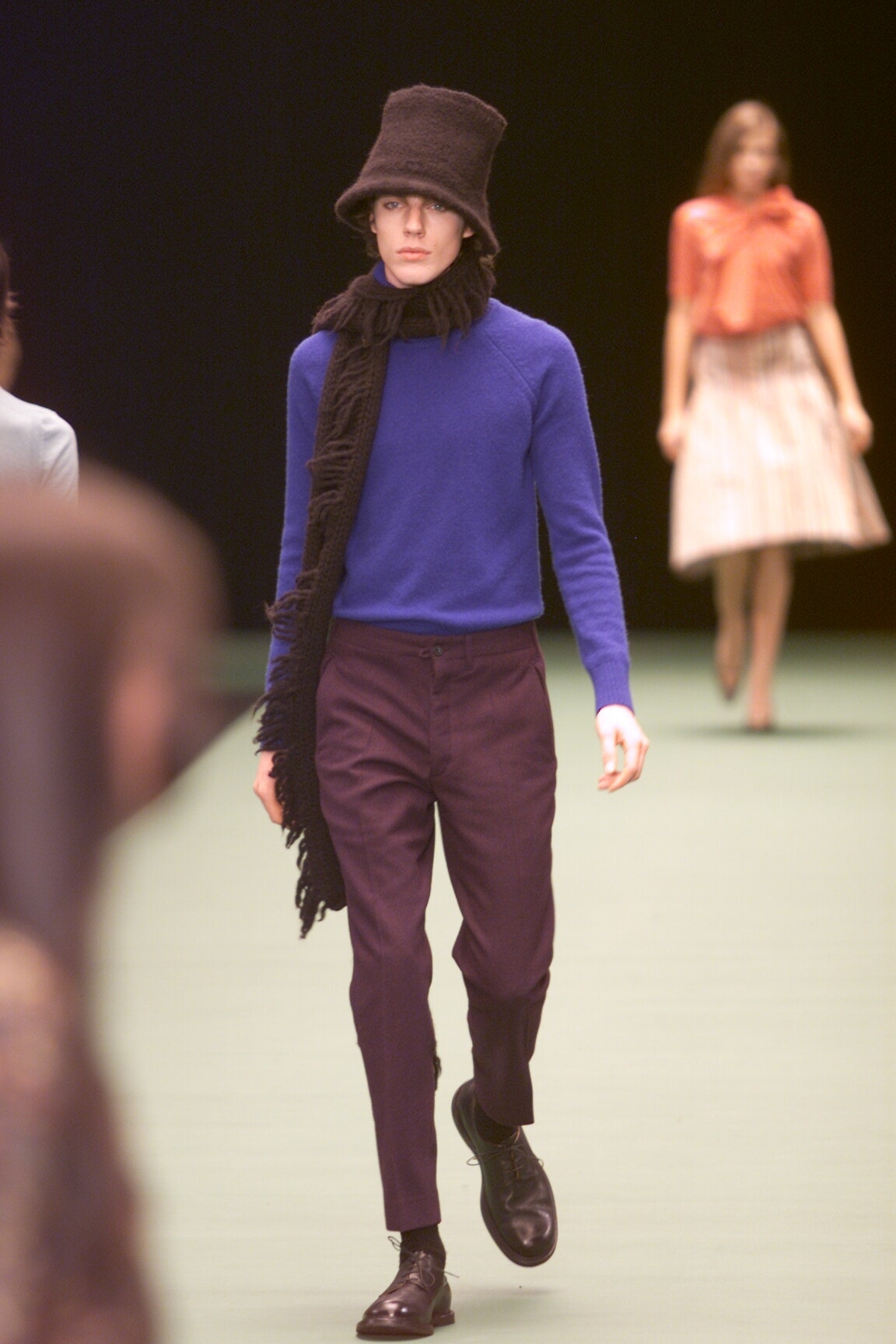 Dries Van Noten F/W 00 Look 37