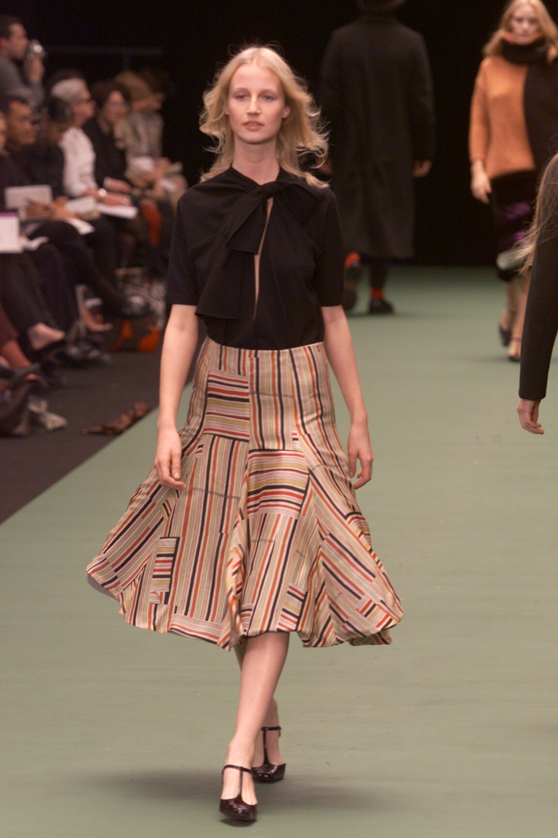 Dries Van Noten F/W 00 Look 76