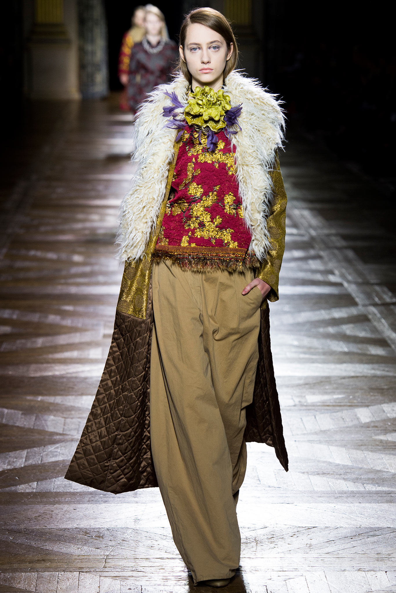 Dries Van Noten Fall 2015 Ready-to-Wear