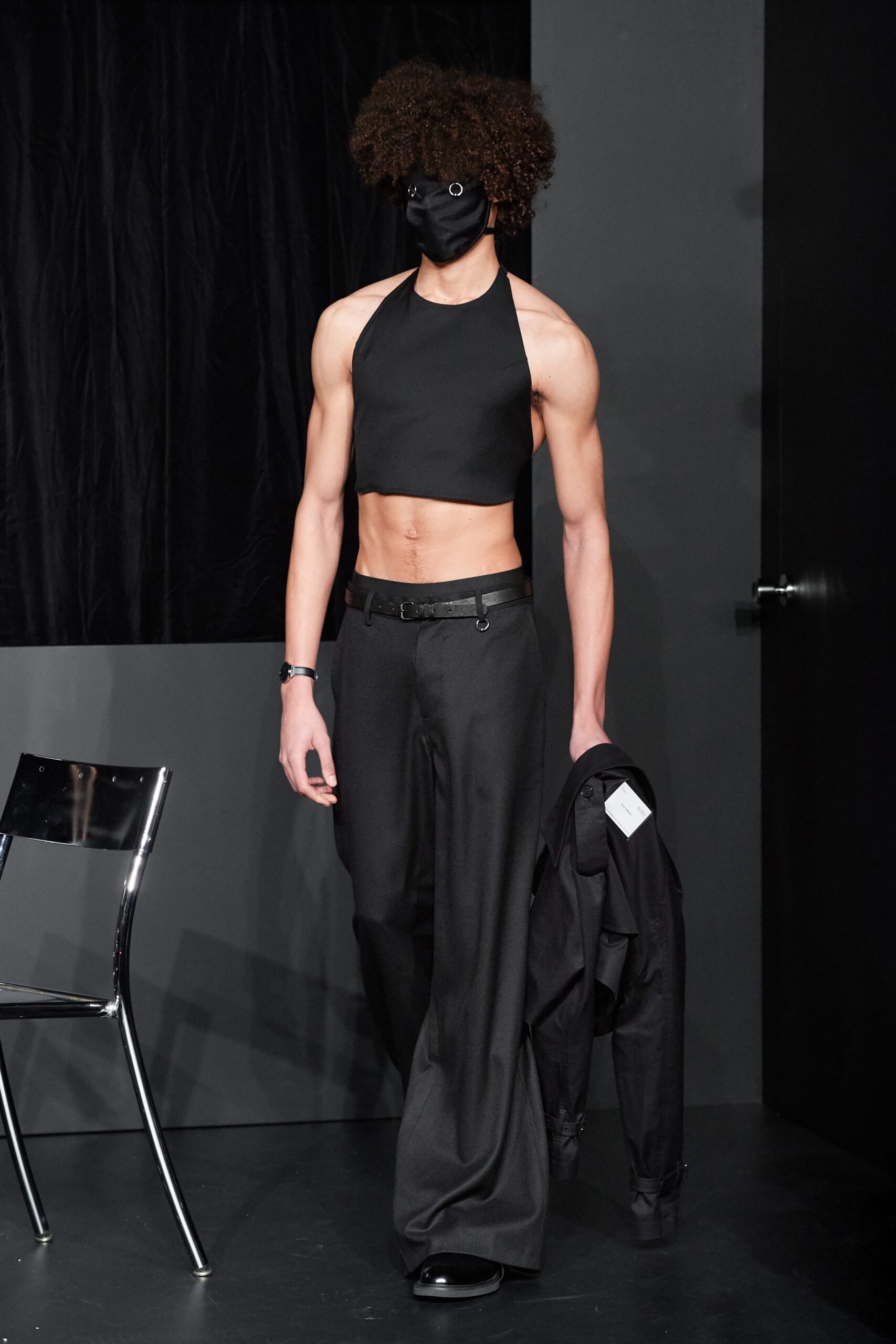 DressedUndressed Tokyo F/W 19 Look 6