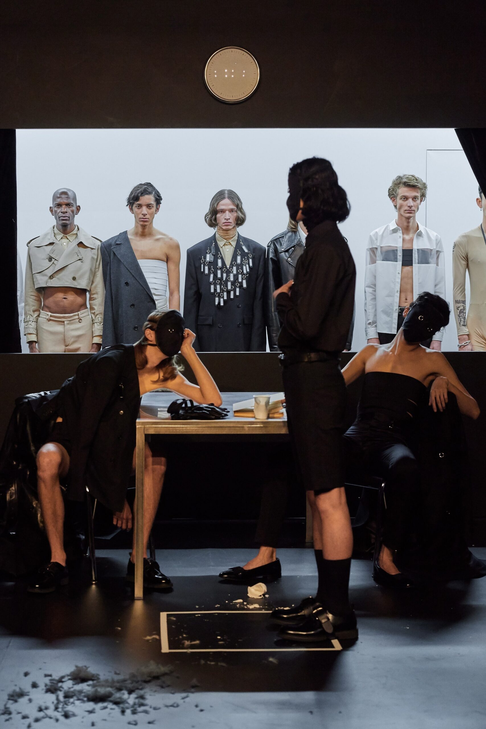 DressedUndressed Tokyo F/W 19 Look 13