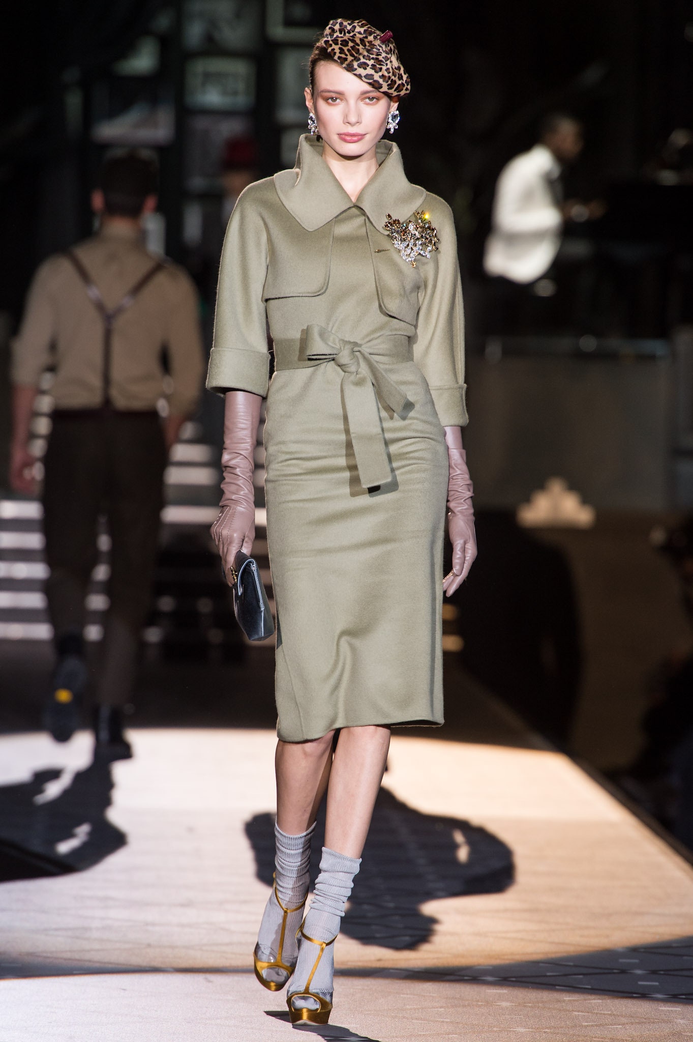 Dsquared2 F/W 13 Look 15