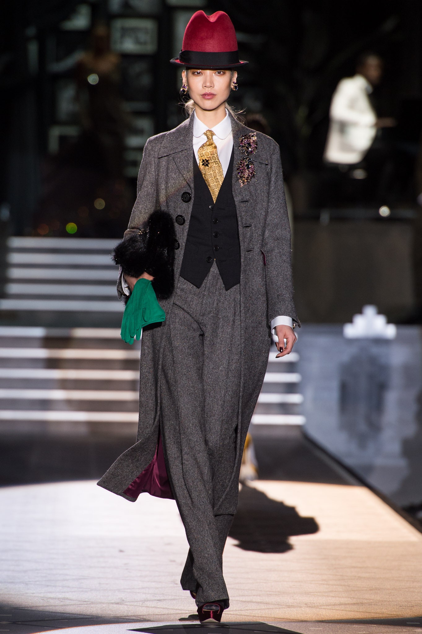 Dsquared2 F/W 13 Look 16