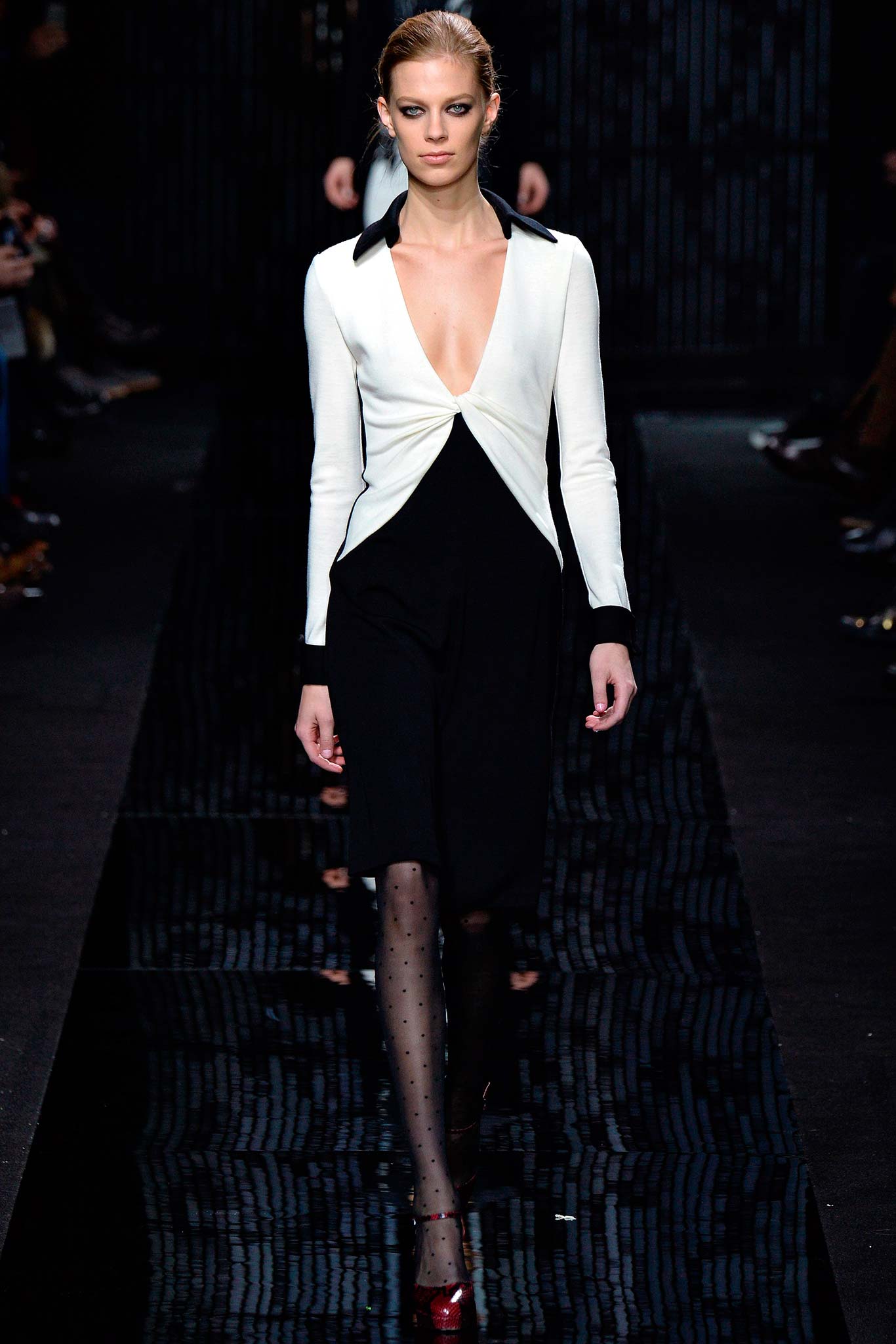 Diane von Furstenberg F/W 15 Look 2