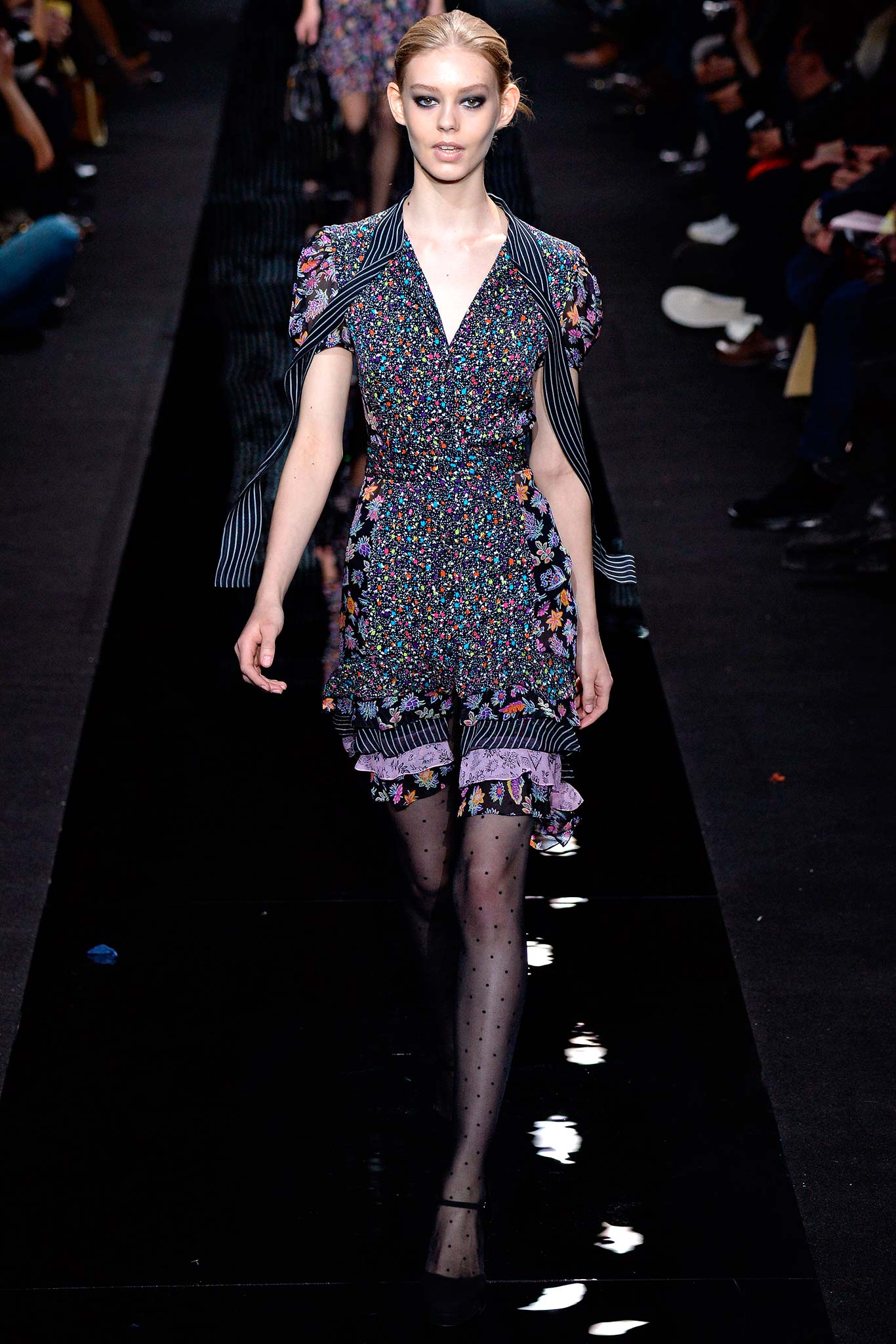 Diane von Furstenberg F/W 15 Look 8