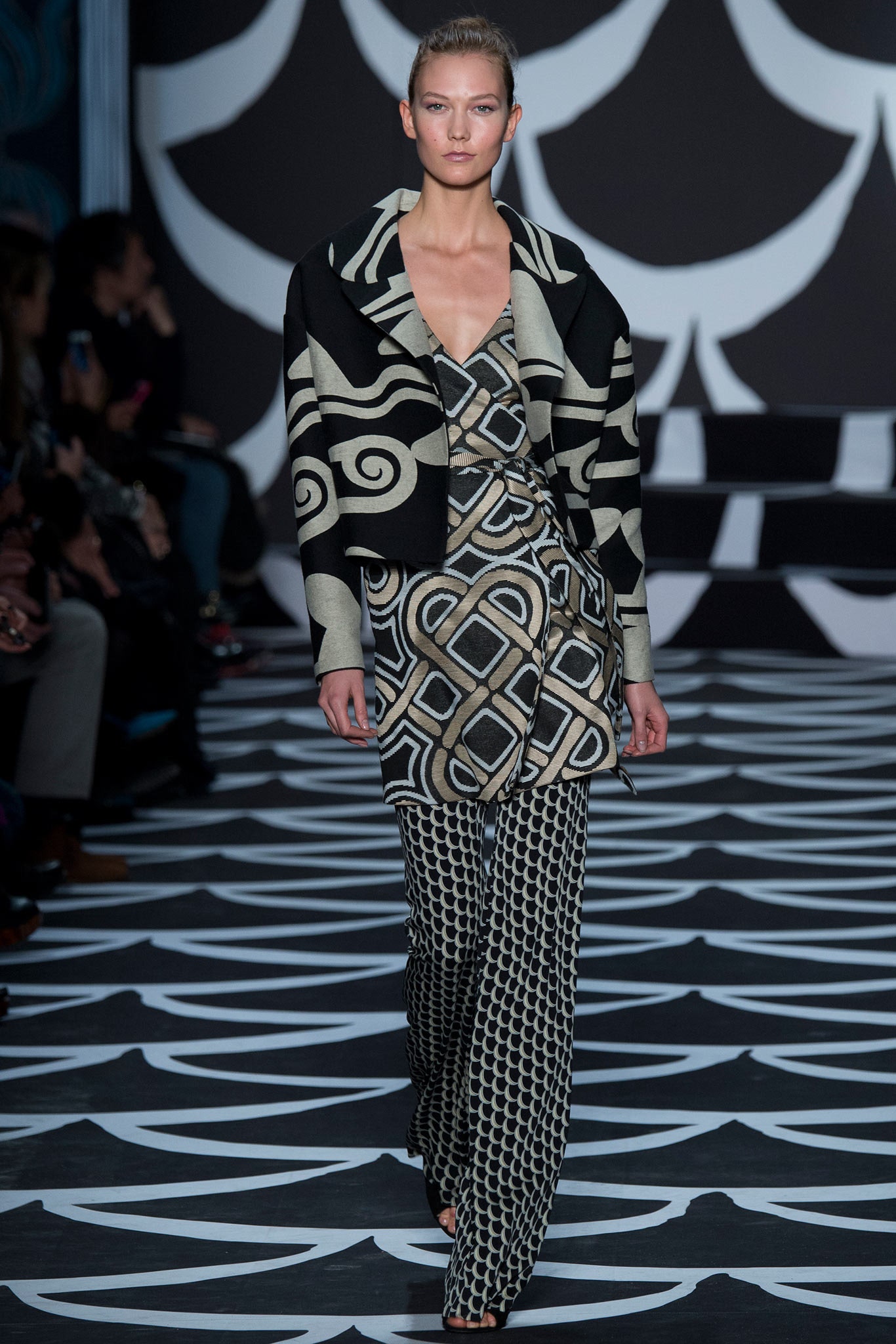 Diane von Furstenberg F/W 14 Look 2