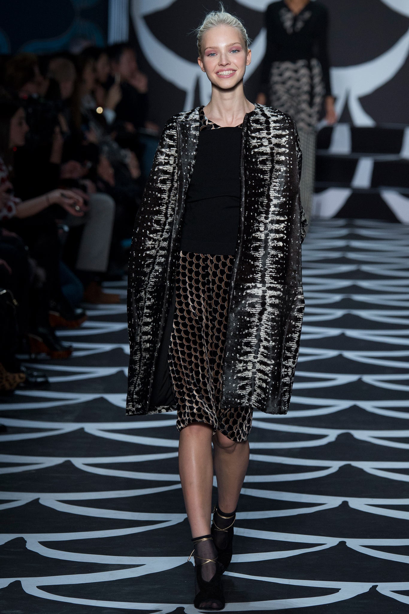 Diane von Furstenberg F/W 14 Look 6
