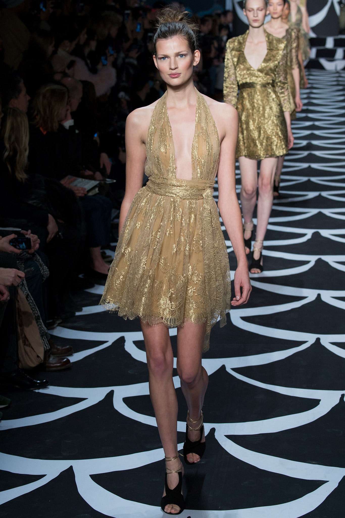 Diane von Furstenberg F/W 14 Look 38