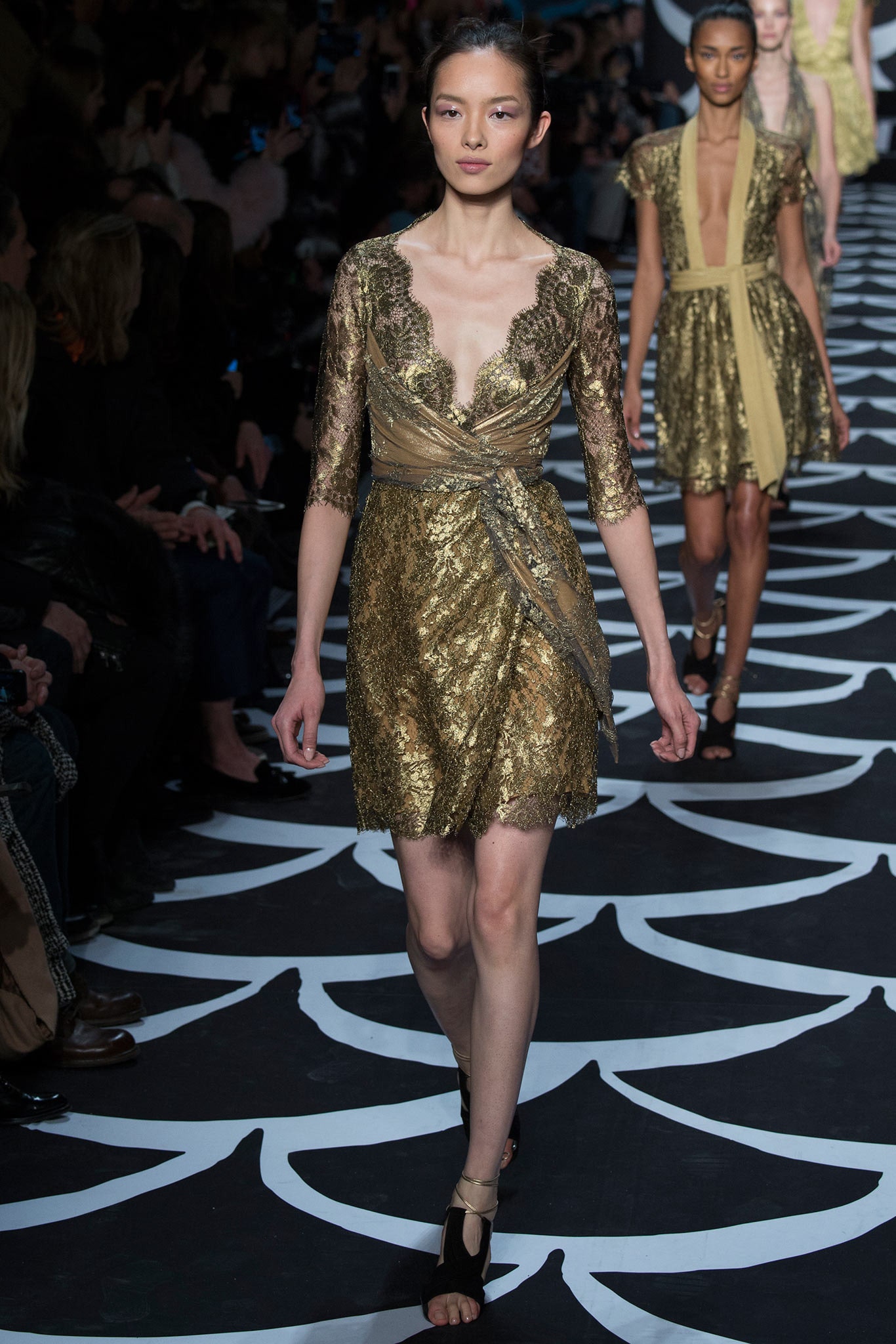 Diane von Furstenberg F/W 14 Look 40