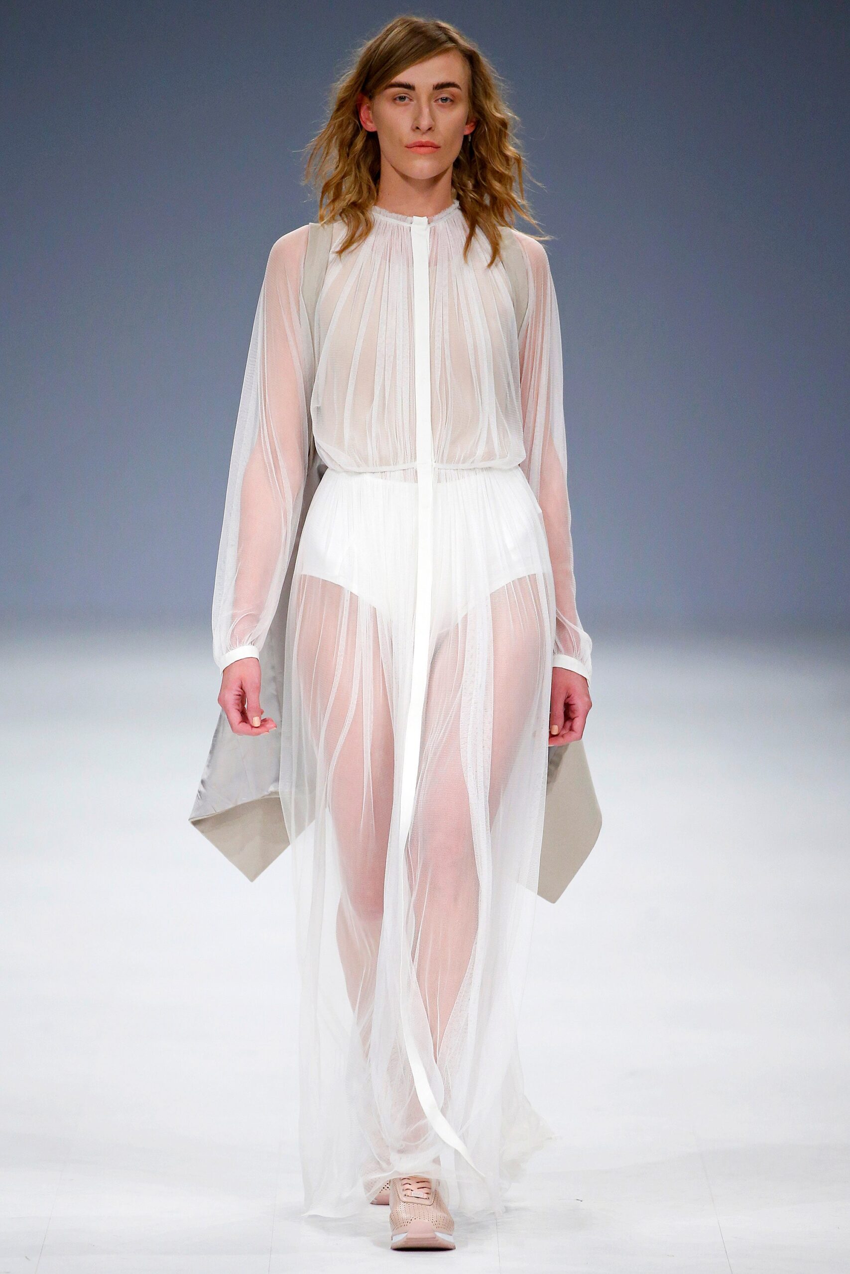 Domanoff Ukraine F/W 16 Look 16