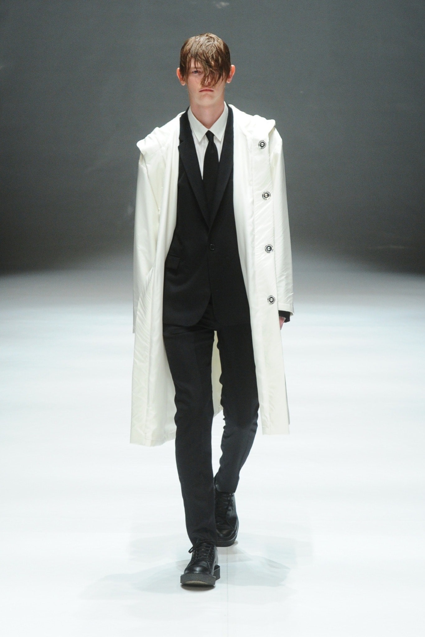 DressedUndressed Tokyo F/W 15 Look 2