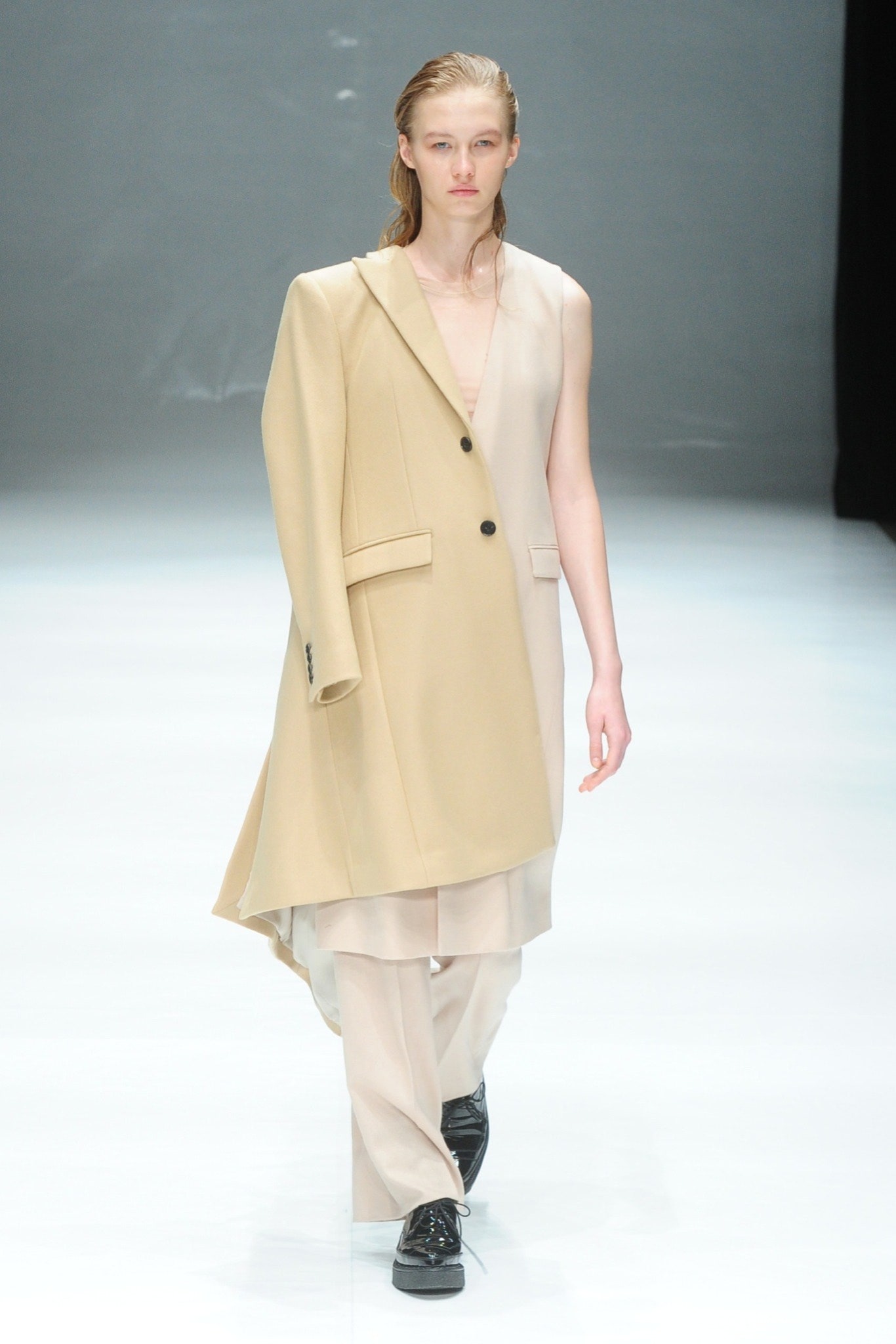 DressedUndressed Tokyo F/W 15 Look 4