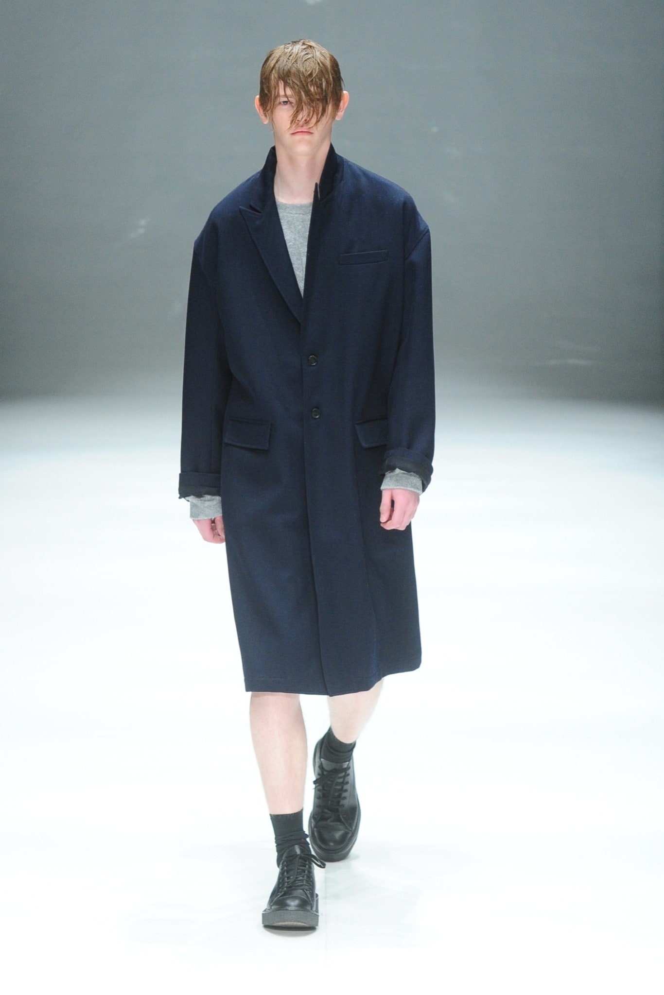 DressedUndressed Tokyo F/W 15 Look 10
