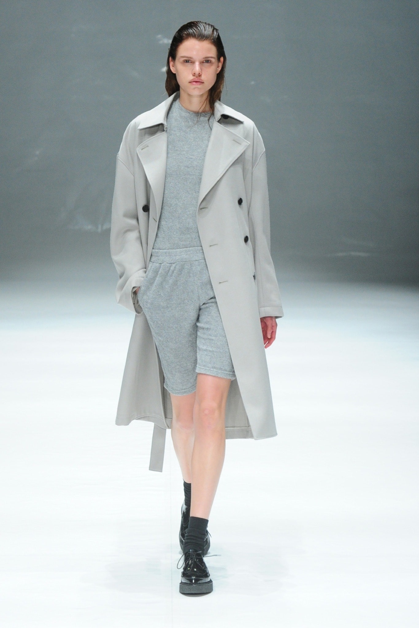 DressedUndressed Tokyo F/W 15 Look 11